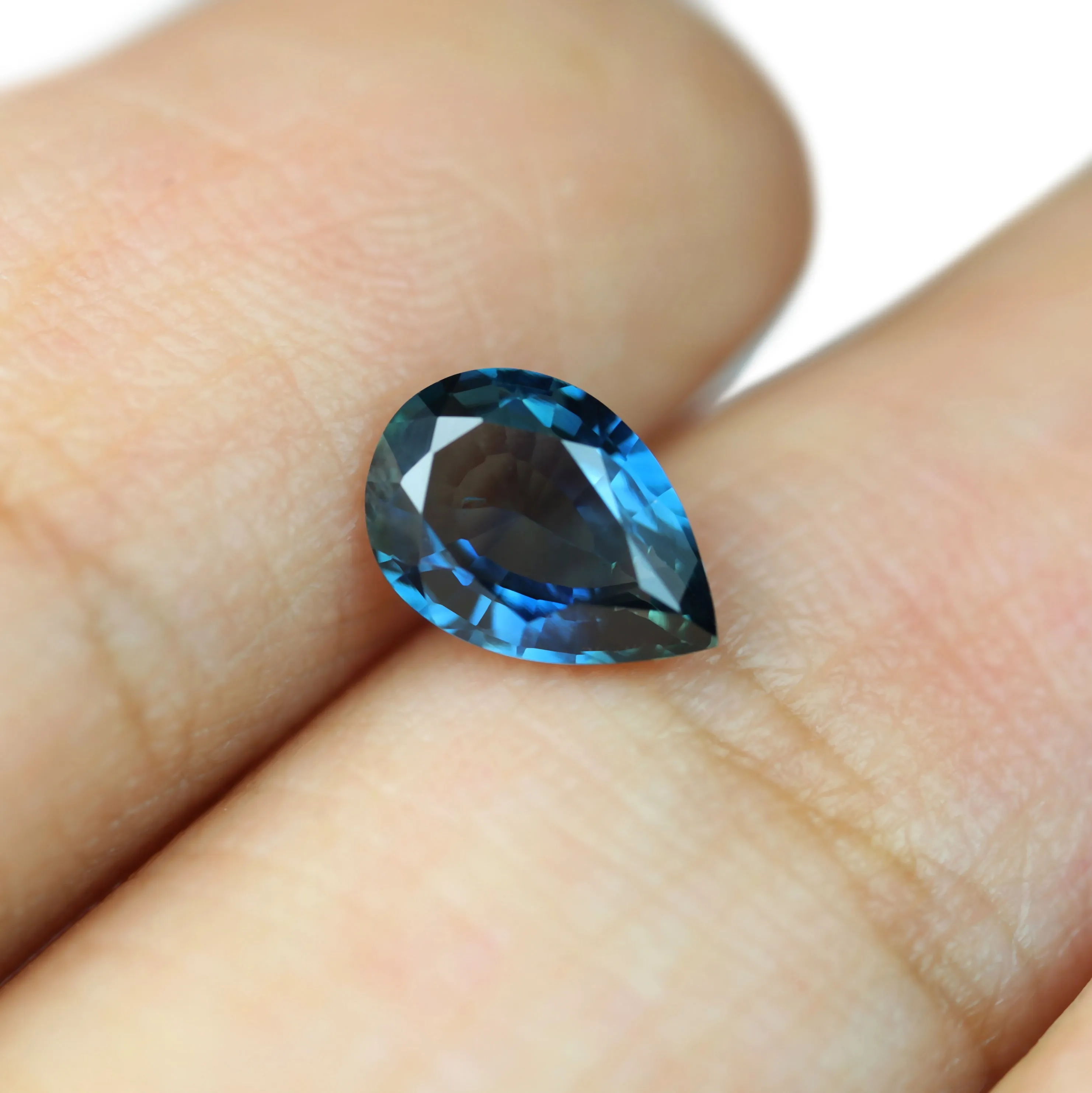 0.78ct Certified Natural Teal Sapphire