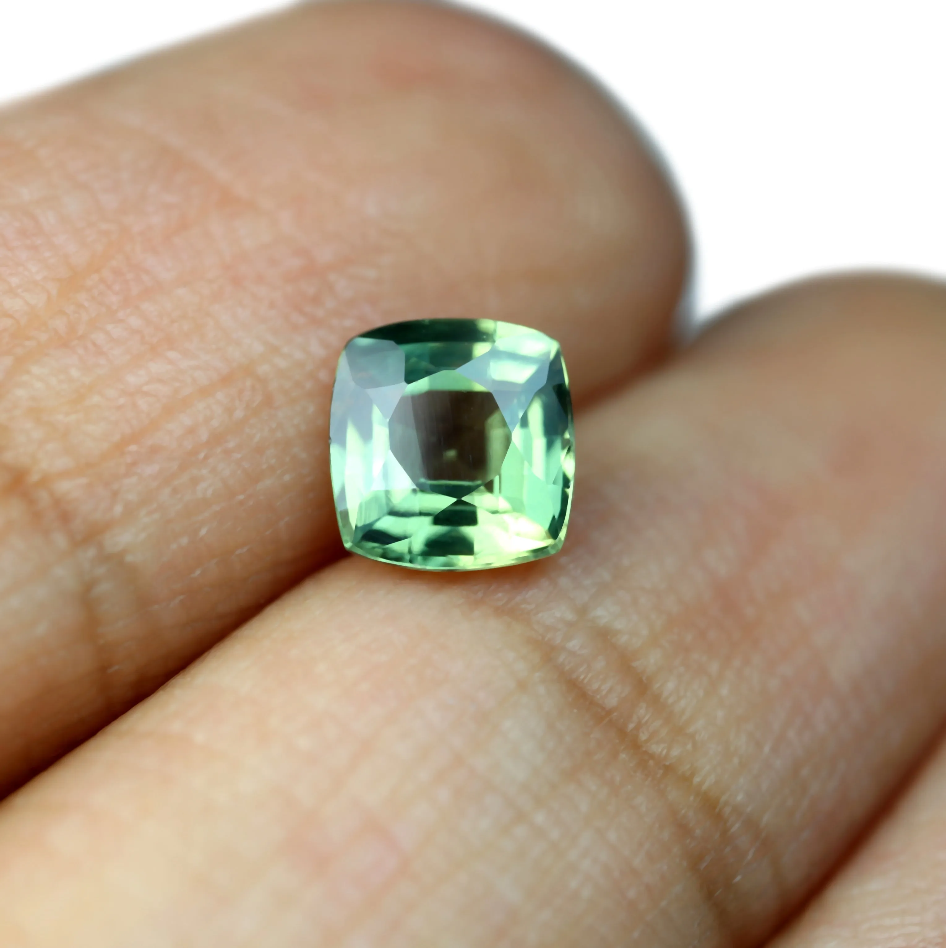0.86ct Certified Natural Green Sapphire