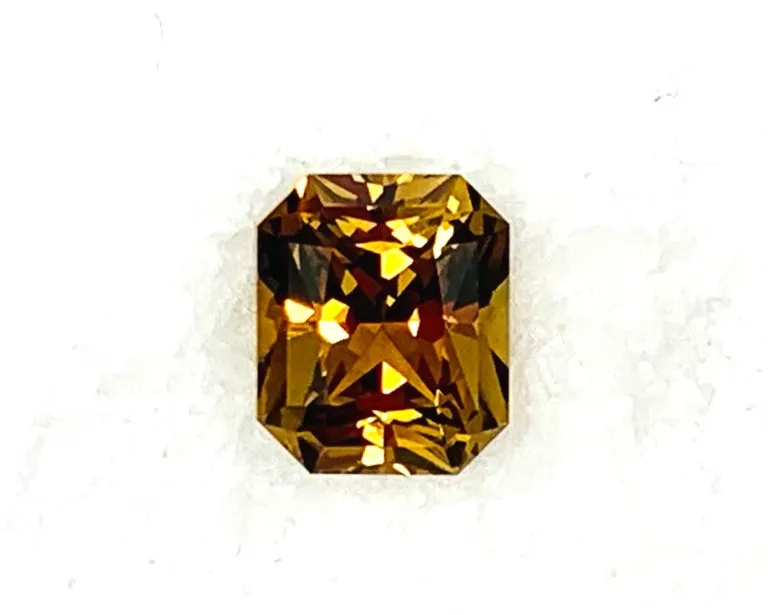 6.40 Carat Golden Zircon, Unset Engagement Ring or Necklace Enhancer Gemstone