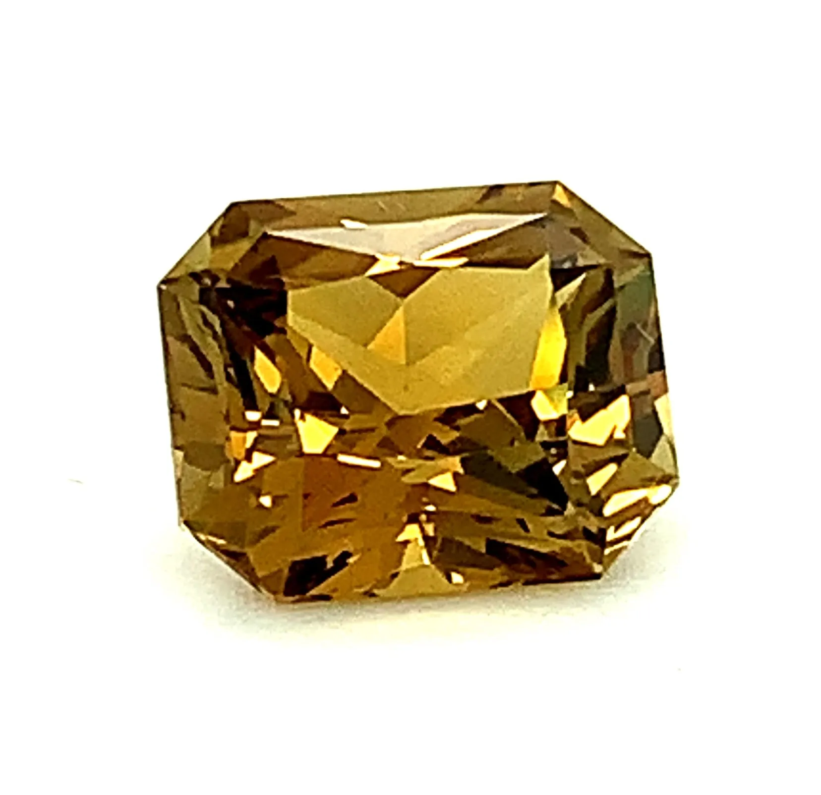 6.40 Carat Golden Zircon, Unset Engagement Ring or Necklace Enhancer Gemstone