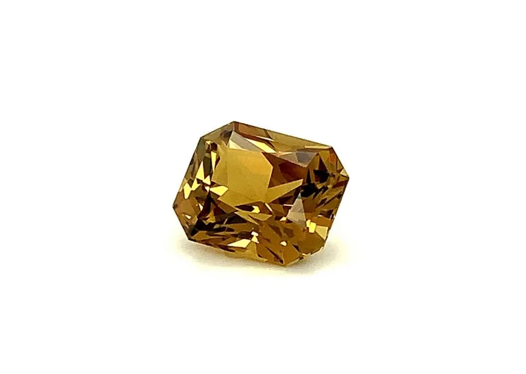 6.40 Carat Golden Zircon, Unset Engagement Ring or Necklace Enhancer Gemstone