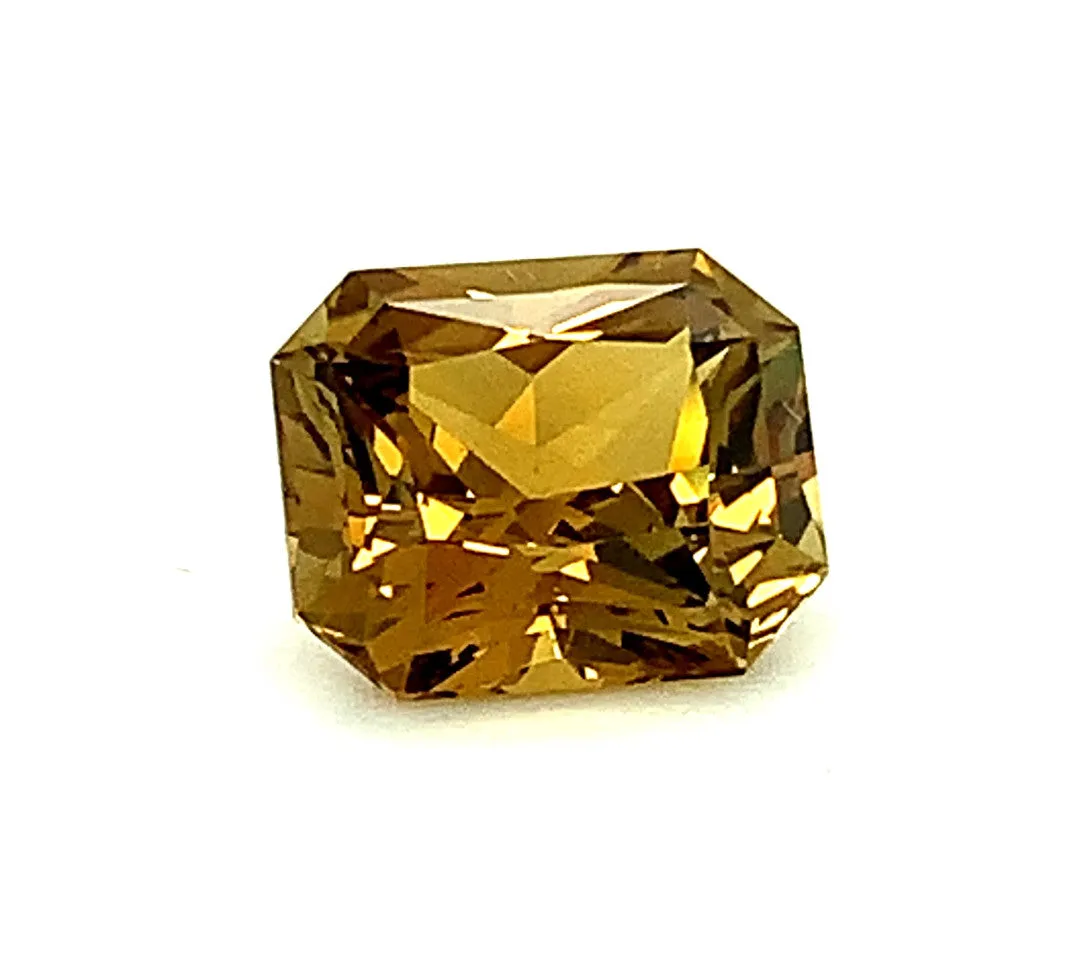 6.40 Carat Golden Zircon, Unset Engagement Ring or Necklace Enhancer Gemstone