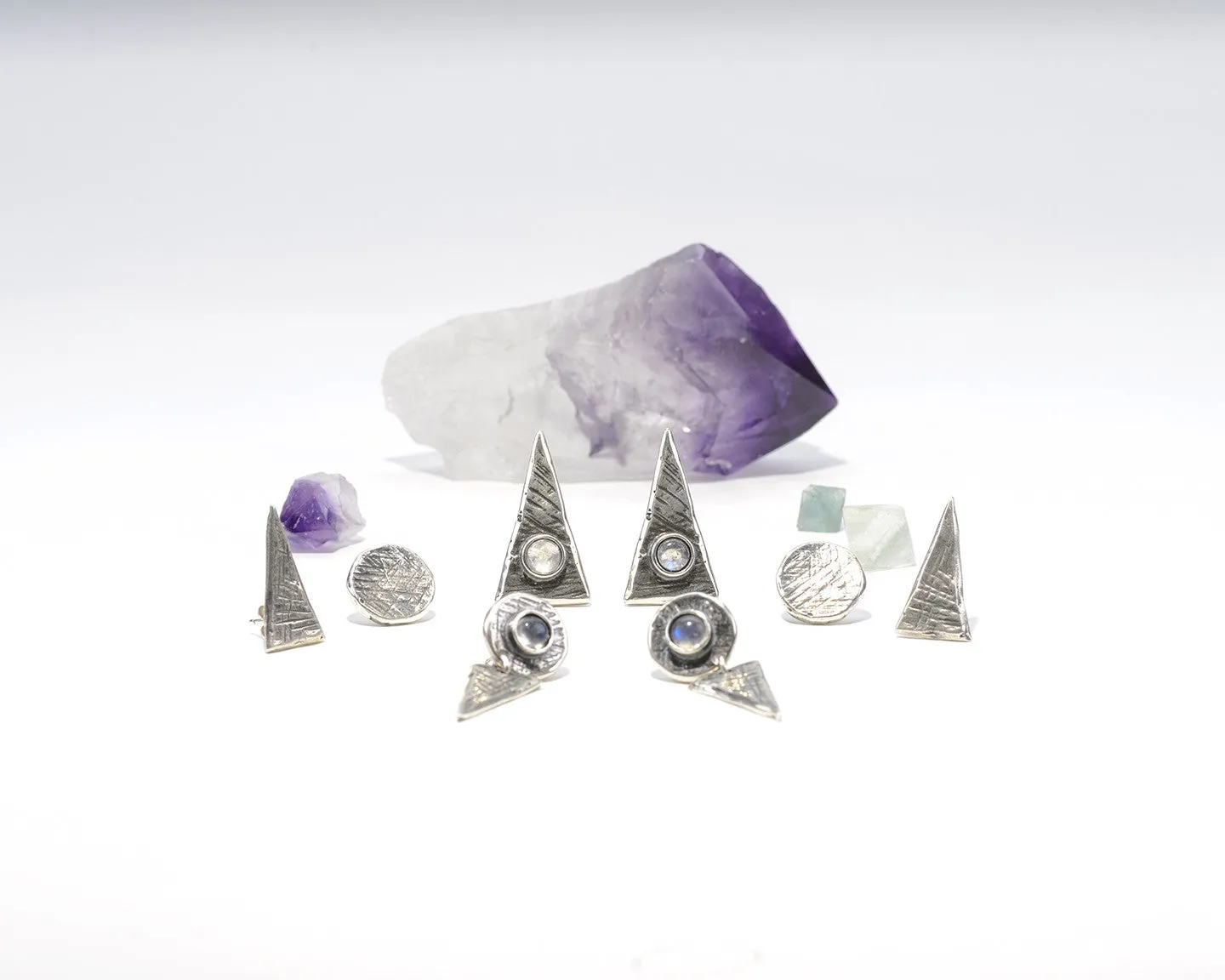 Basic Triangle Studs