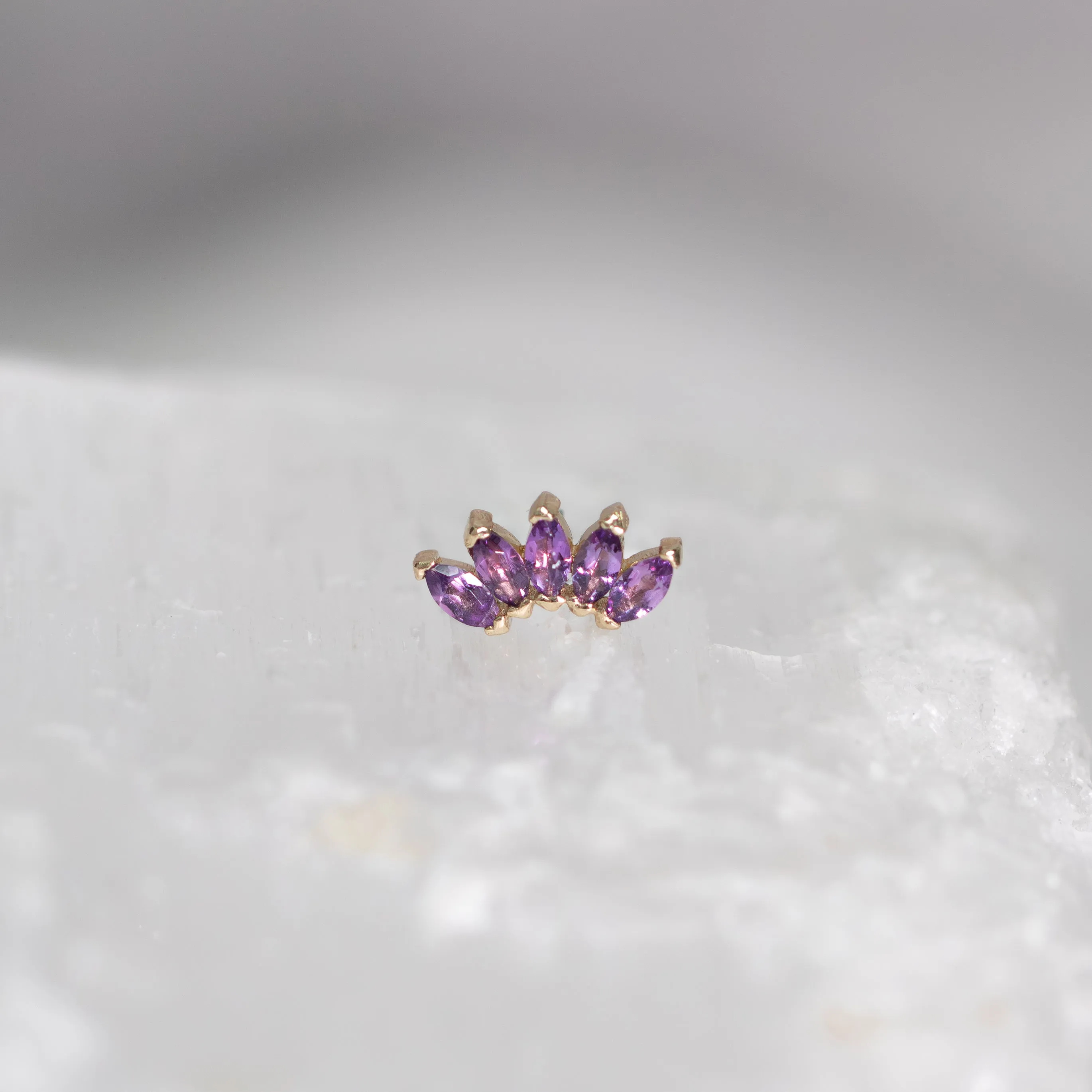 Bella Marquise Fan with Amethyst Threadless End