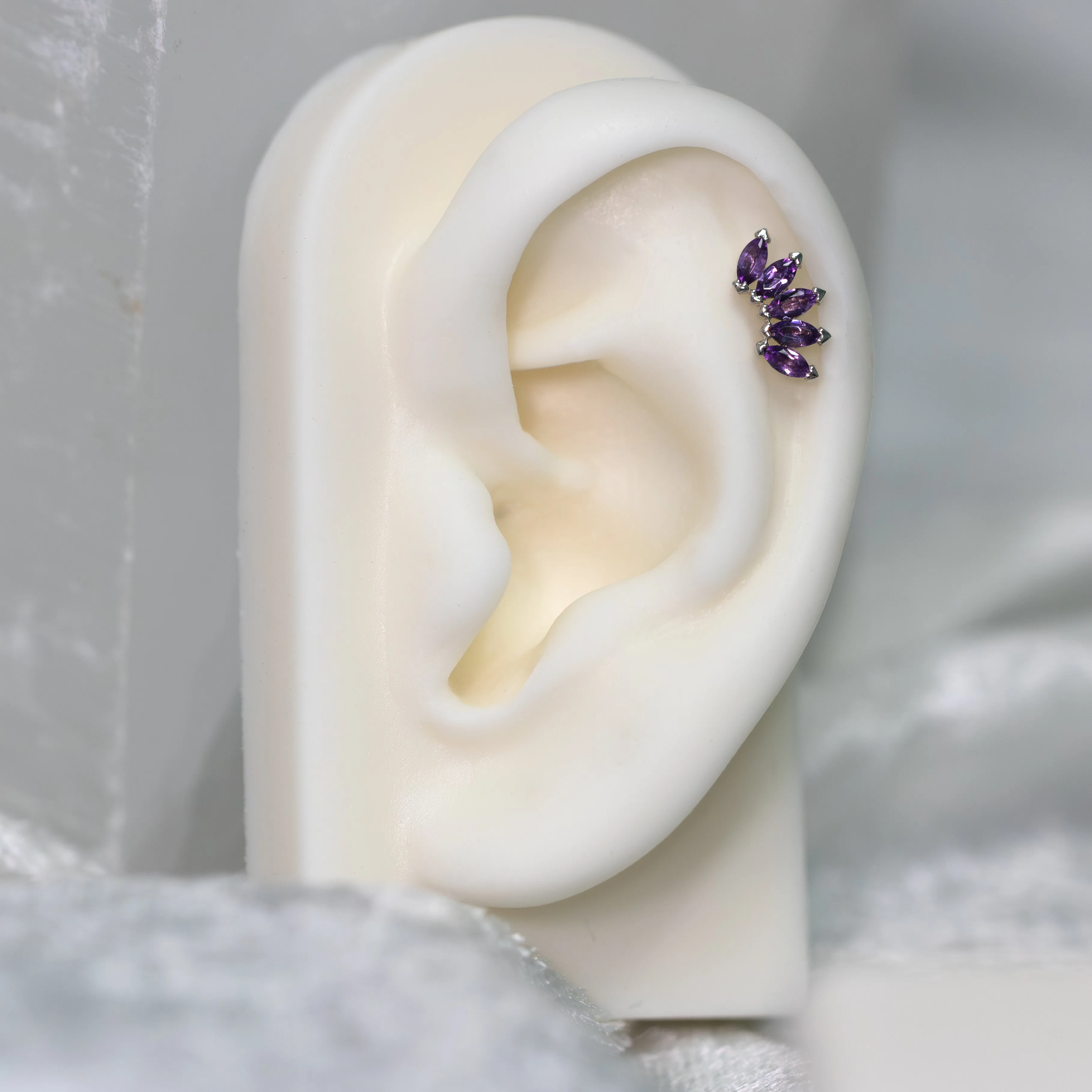 Bella Marquise Fan with Amethyst Threadless End