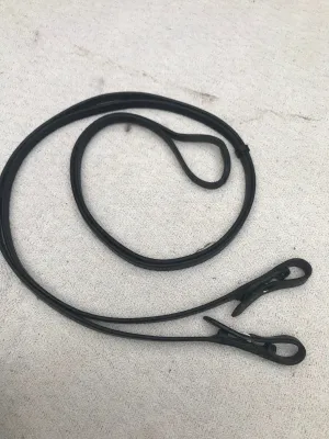 black plain reins FREE POSTAGE
