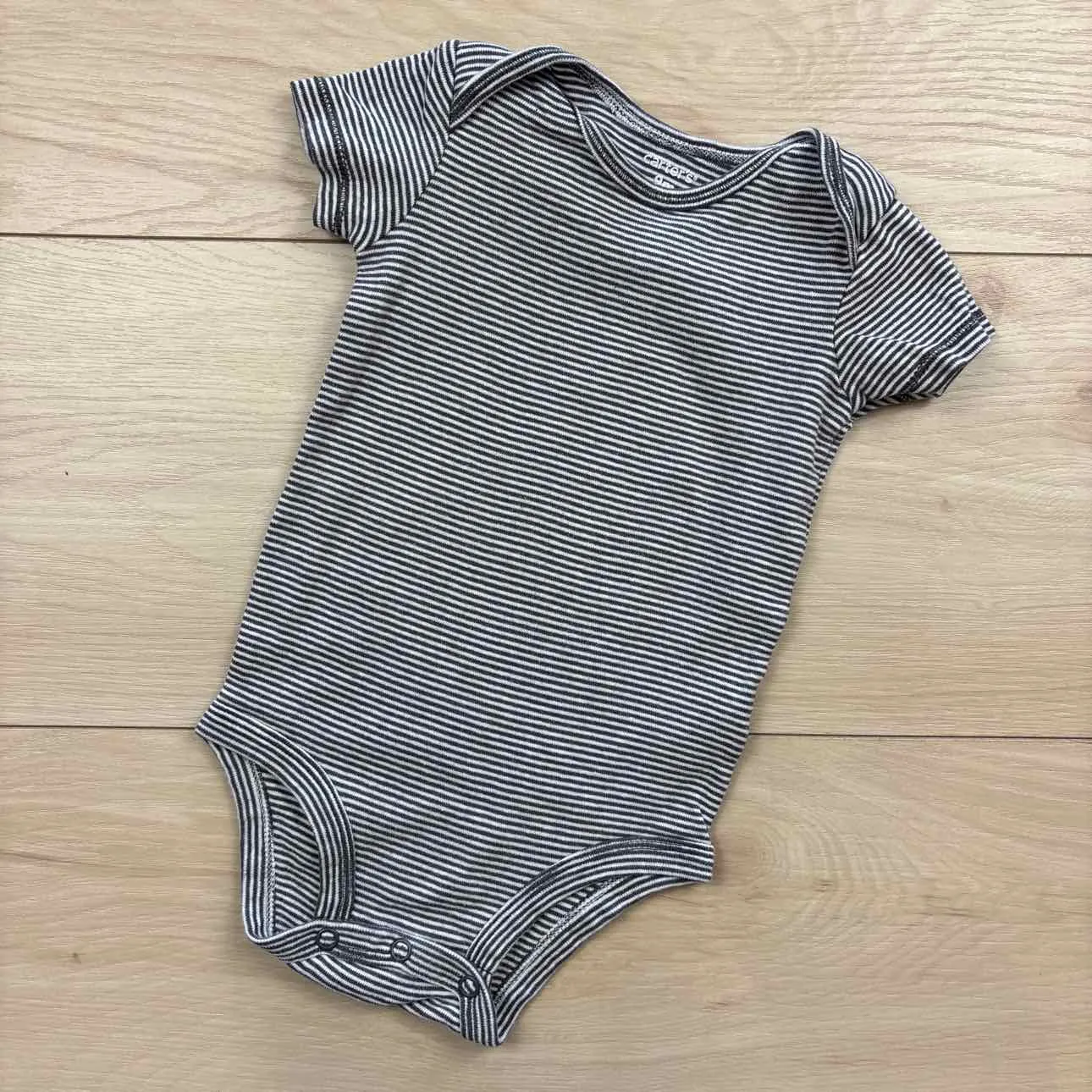 Carter's ONESIE basic