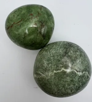 Chrysoprase palm stone