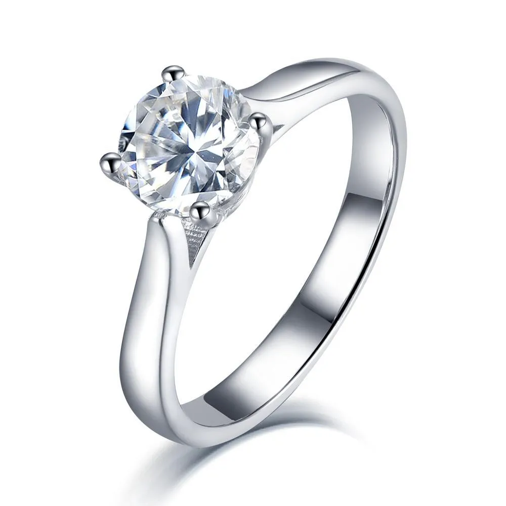 Classic Four Claw Setting, 1.00ct Round Cut