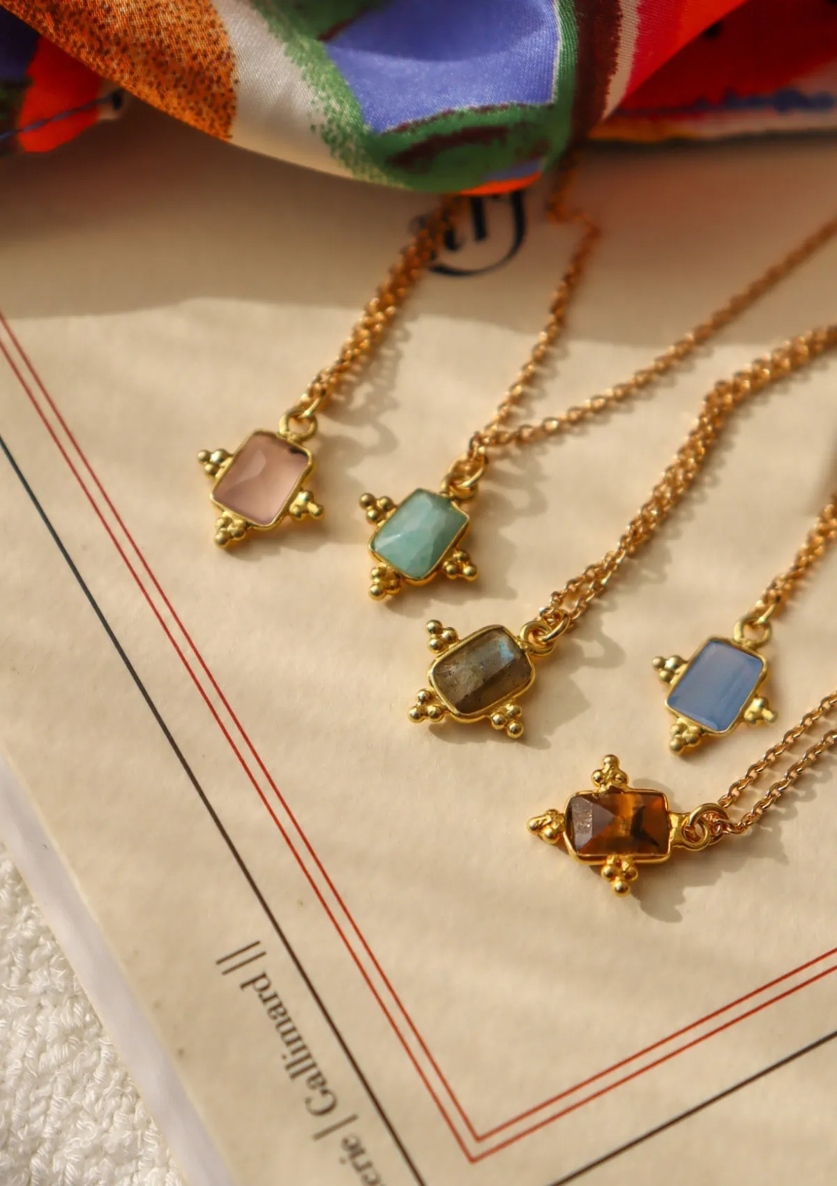 Collier Stone