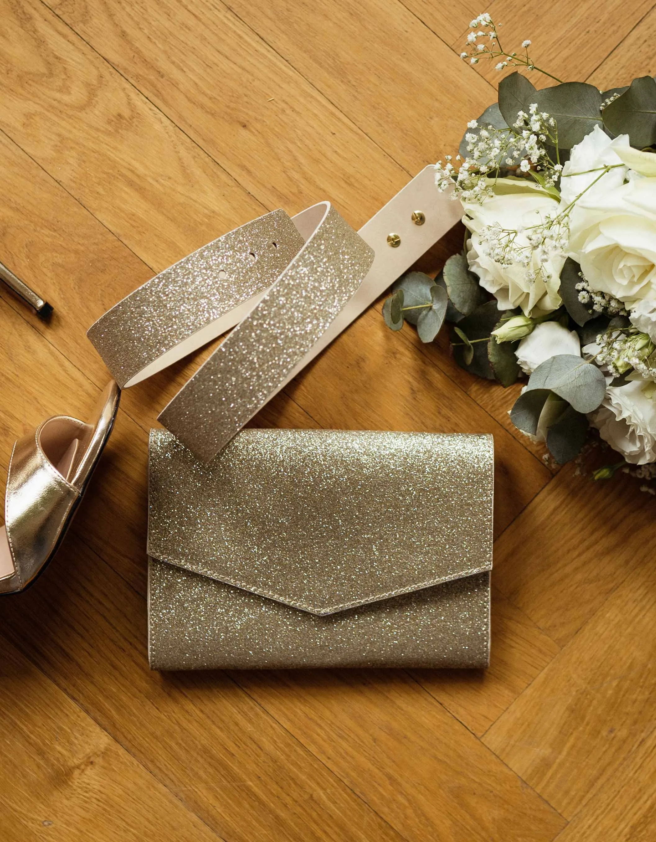 Constant Love Clutch - Glitter Gold