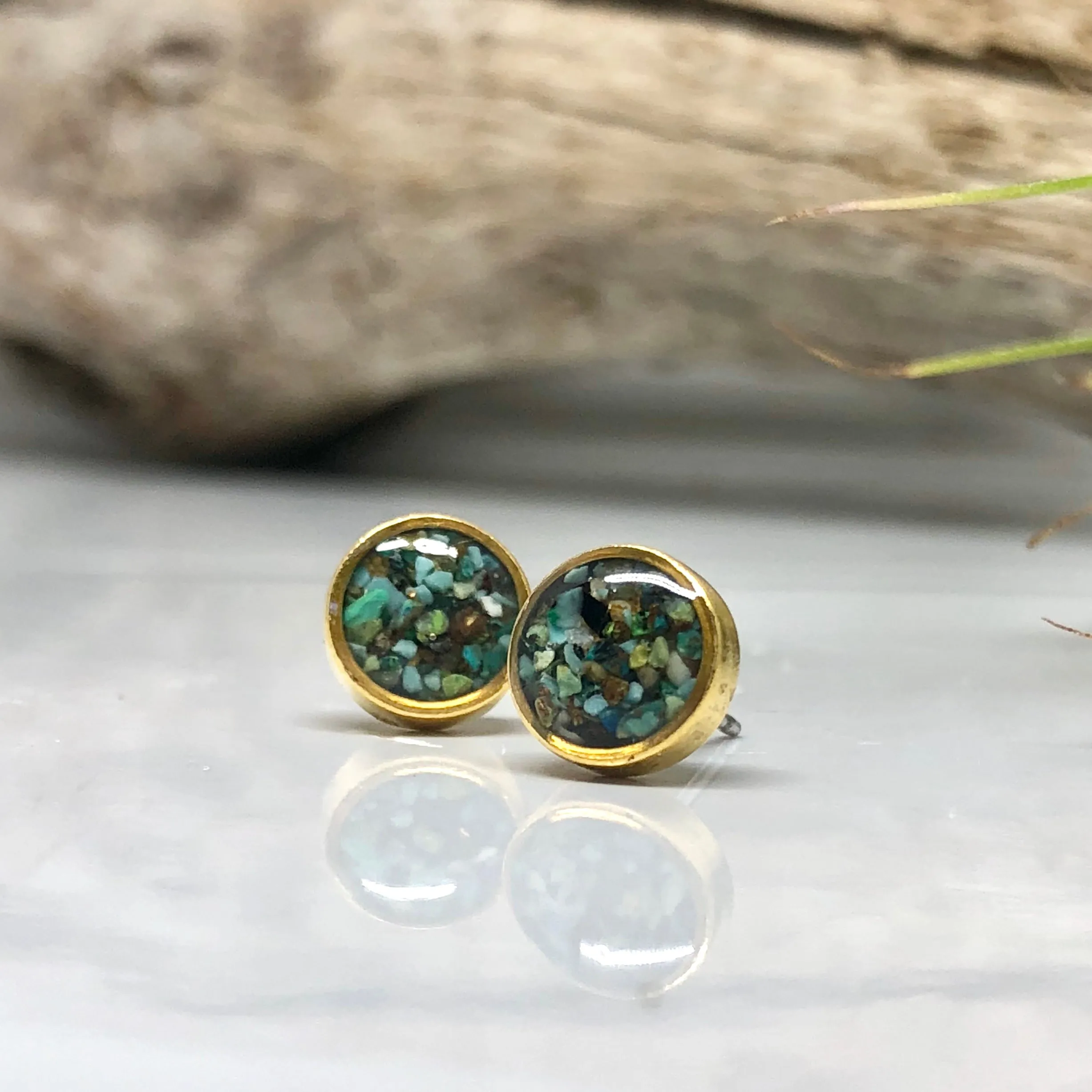 Crushed stones Post -Circle Arizona Turquoise Studs