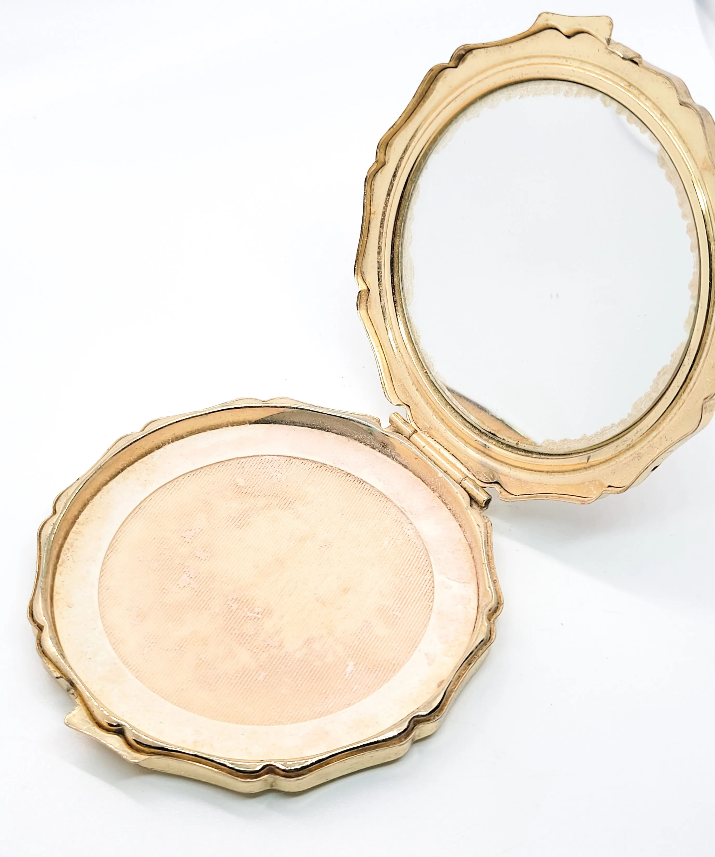 Dancing roses gold toned champagne Made in Japan vintage powder compact mirror