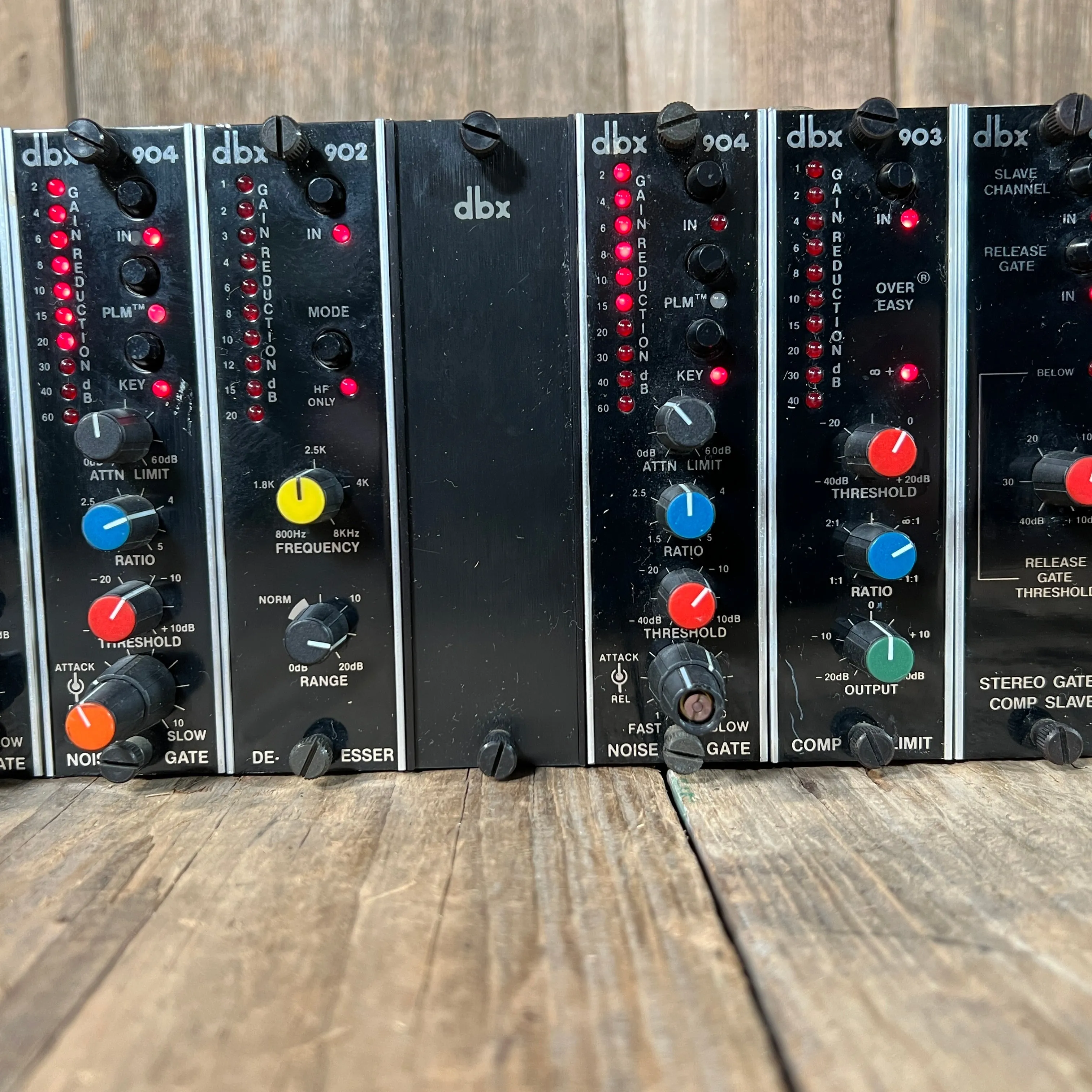 DBX 900A Frame with 4 x 904's, 1 x 902, 1 x 903, 1 x 907 Modules