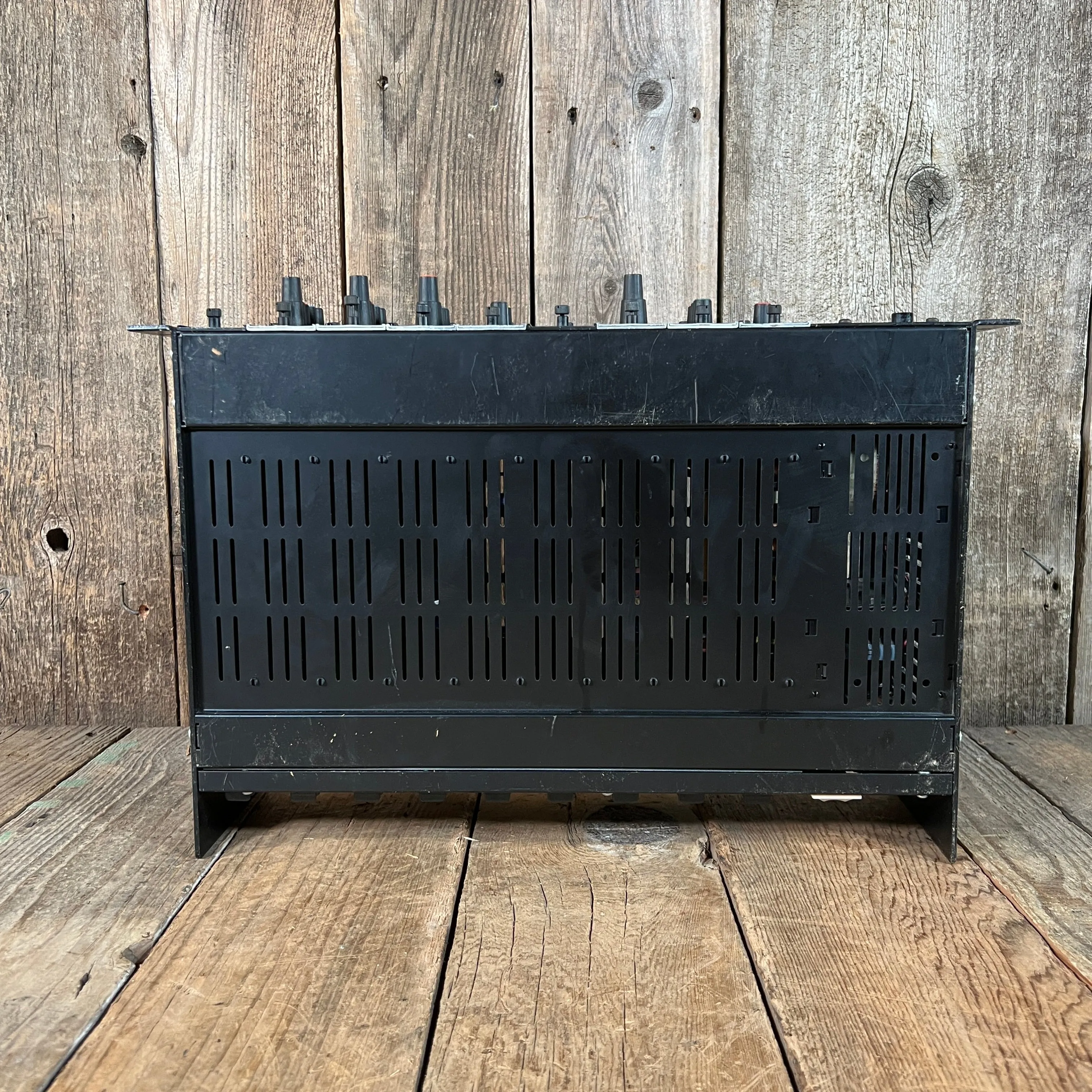 DBX 900A Frame with 4 x 904's, 1 x 902, 1 x 903, 1 x 907 Modules