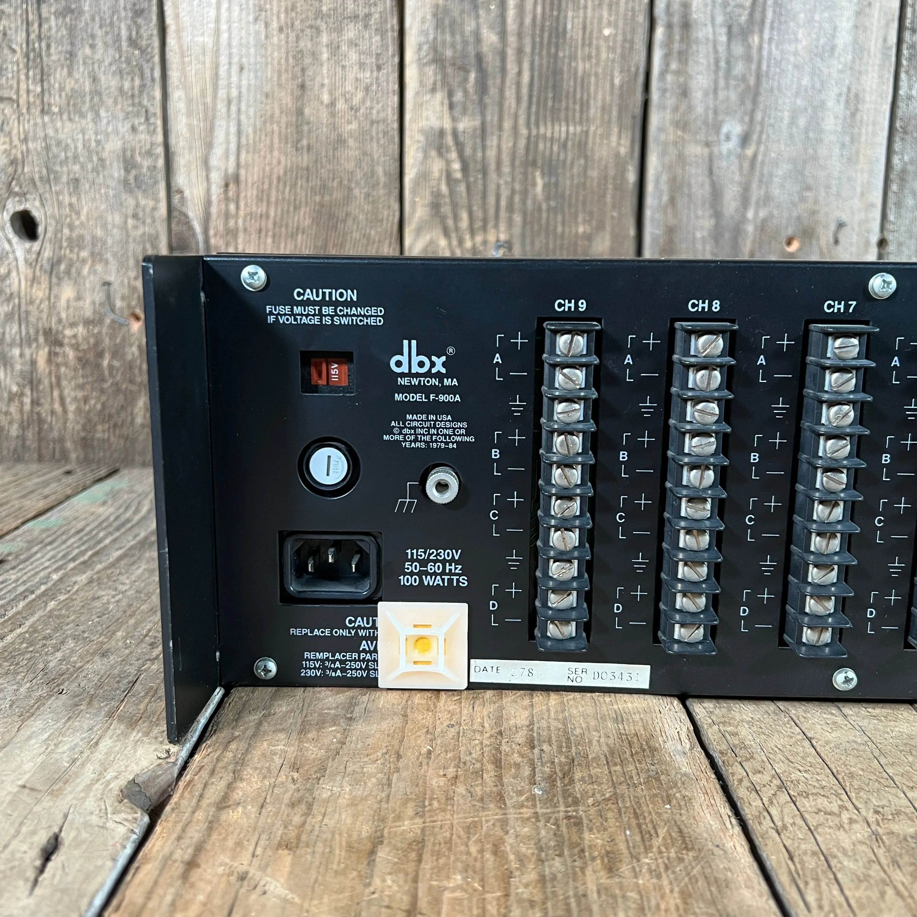 DBX 900A Frame with 4 x 904's, 1 x 902, 1 x 903, 1 x 907 Modules