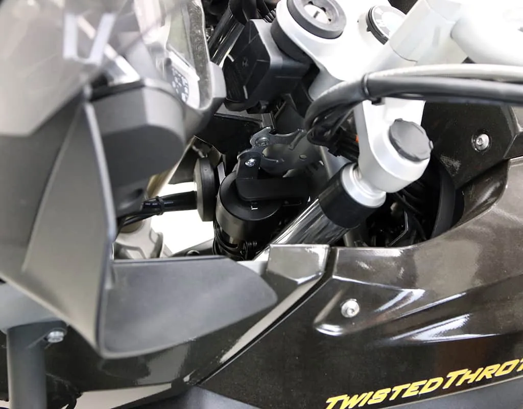 Denali Soudbomb compact mounting bracket BMW 1200 GS LC 13-16