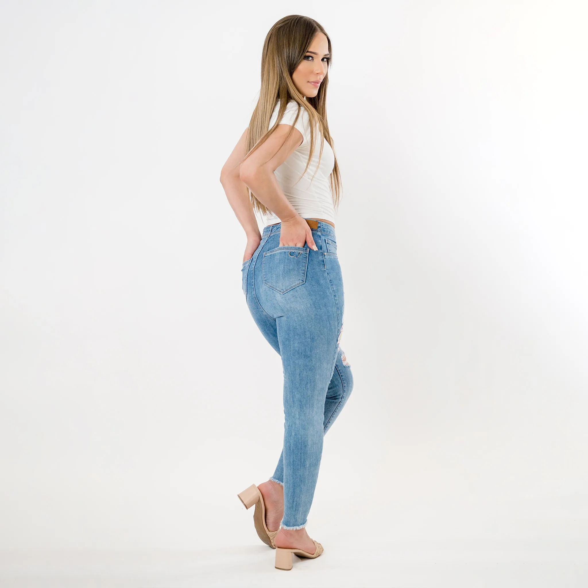 Embellishing distress capris