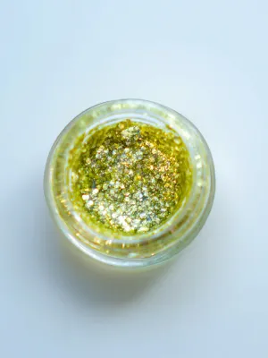 GOLD GODDESS PLANT-BASED GEL BODY GLITTER