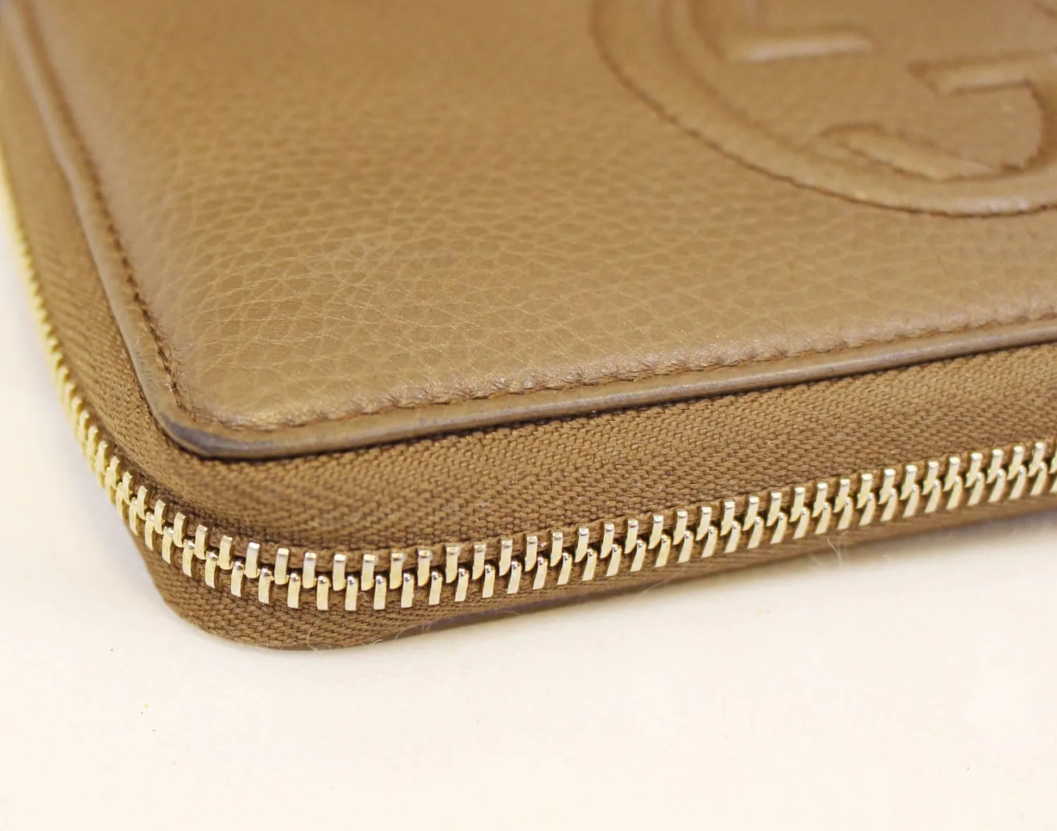 GUCCI Interlocking G Medium Brown Leather Long Wallet