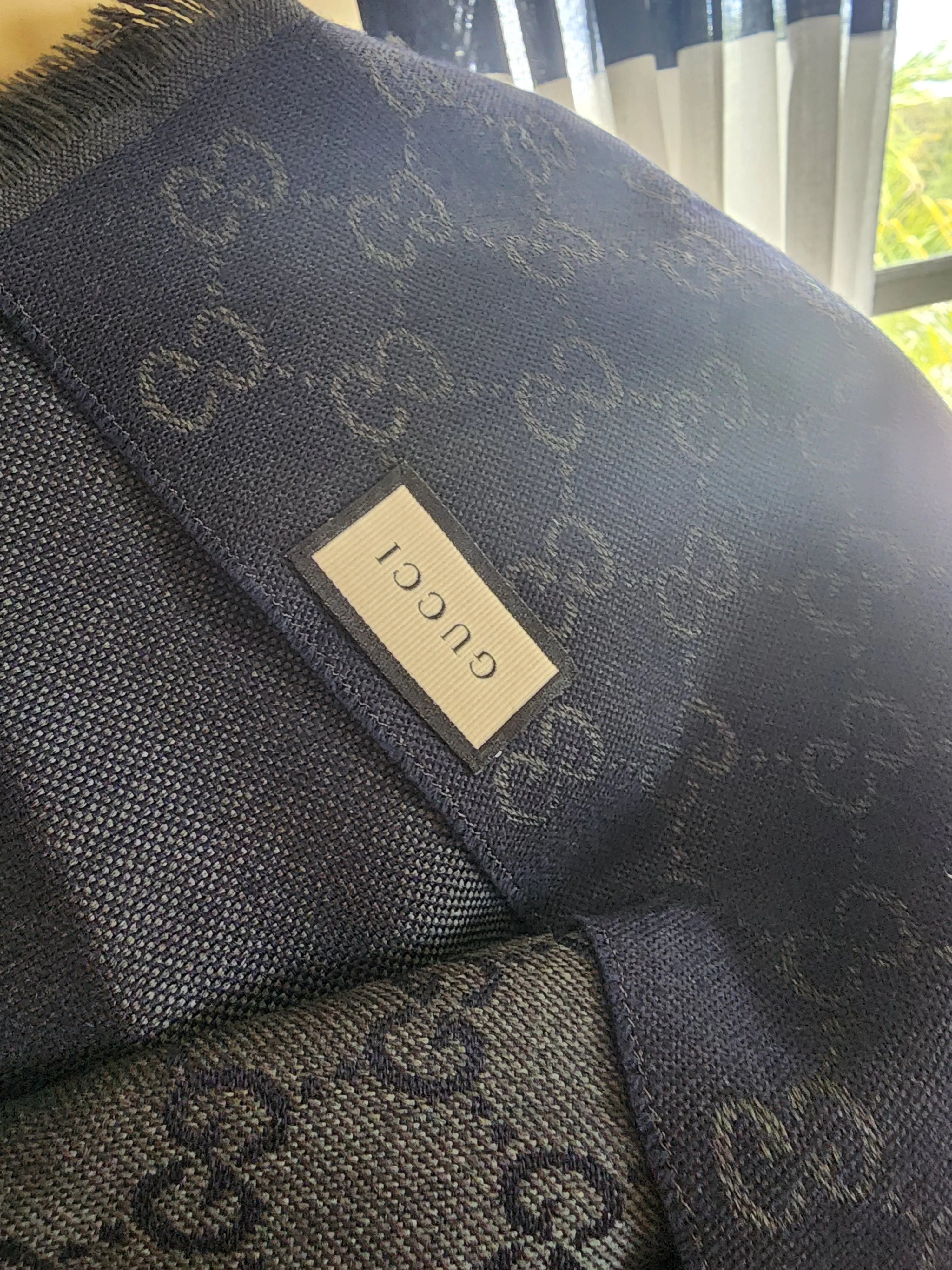 GUCCI SCARF - NEW