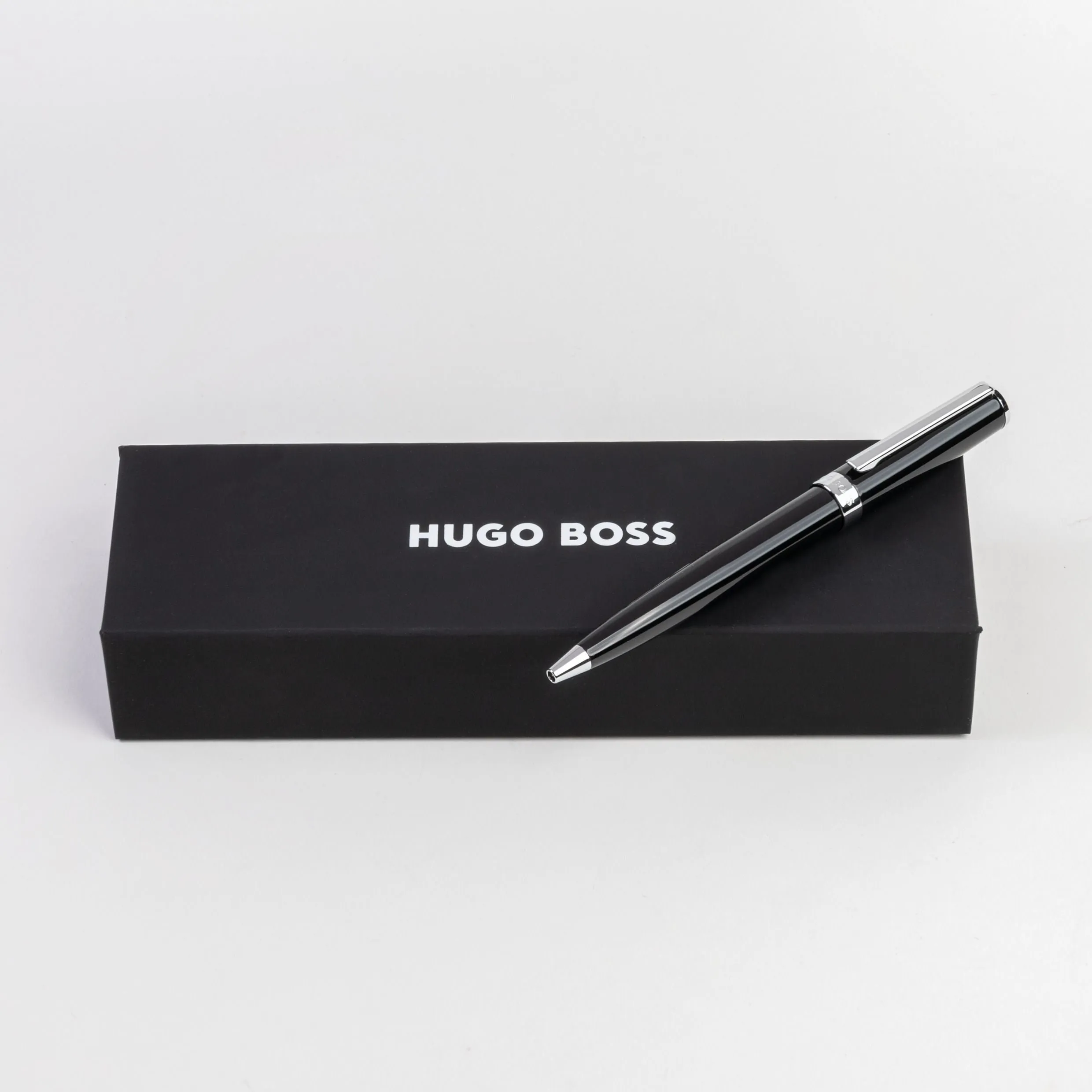 HUGO BOSS HSN2544A-Ballpoint pen Gear Icon Black