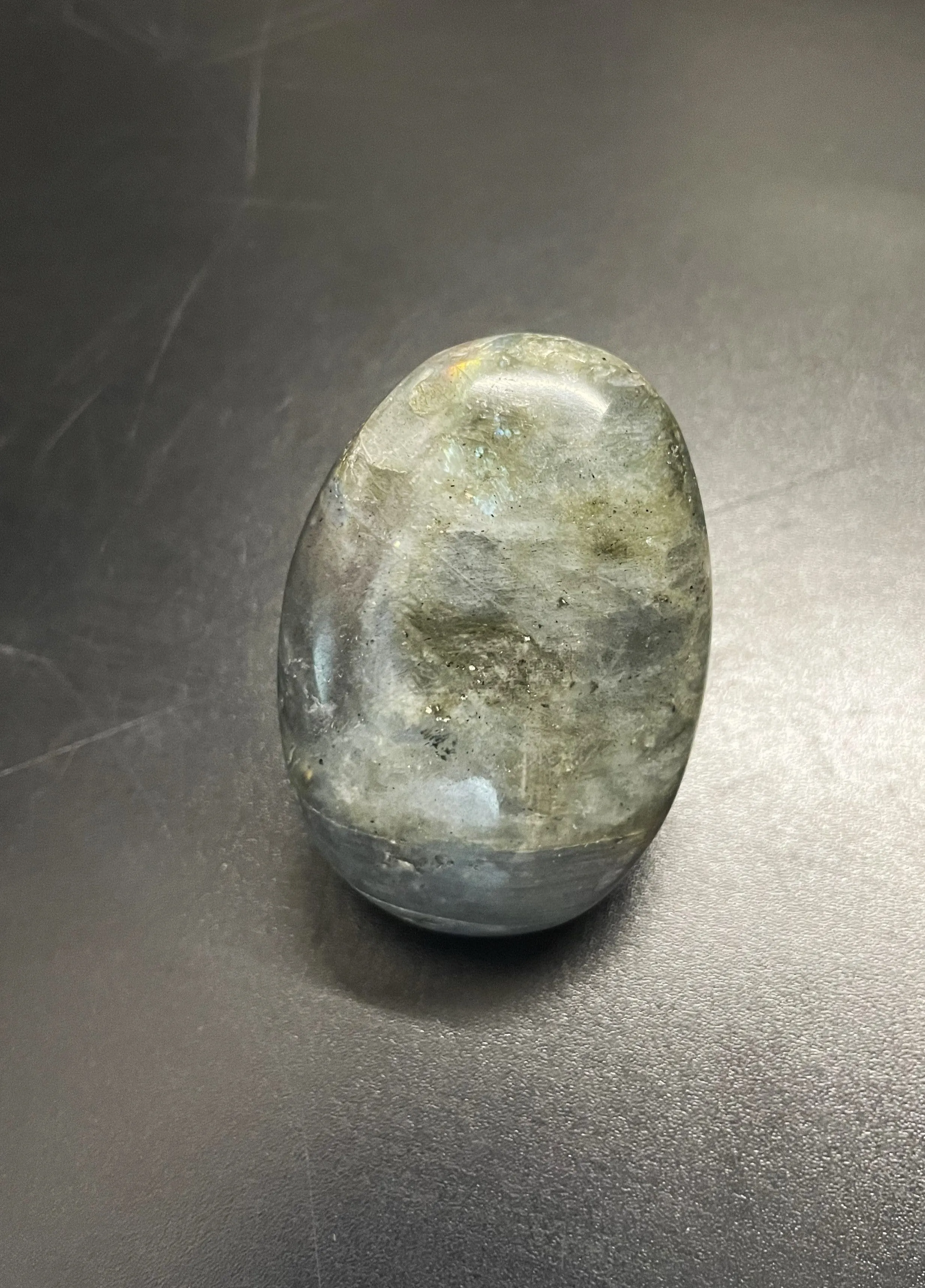 Labradorite Palm stone
