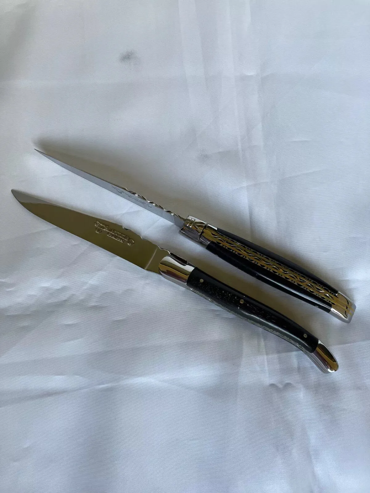 Laguiole en Aubrac Luxury Handcrafted Stainless Steel & Brass Double Plate 2-Piece Steak Knife Set with Ebony Wood Handles