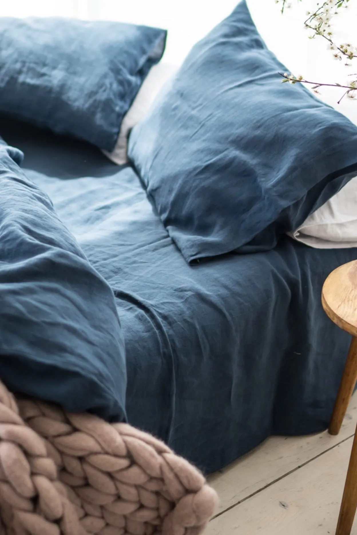 Linen flat sheet - dark blue