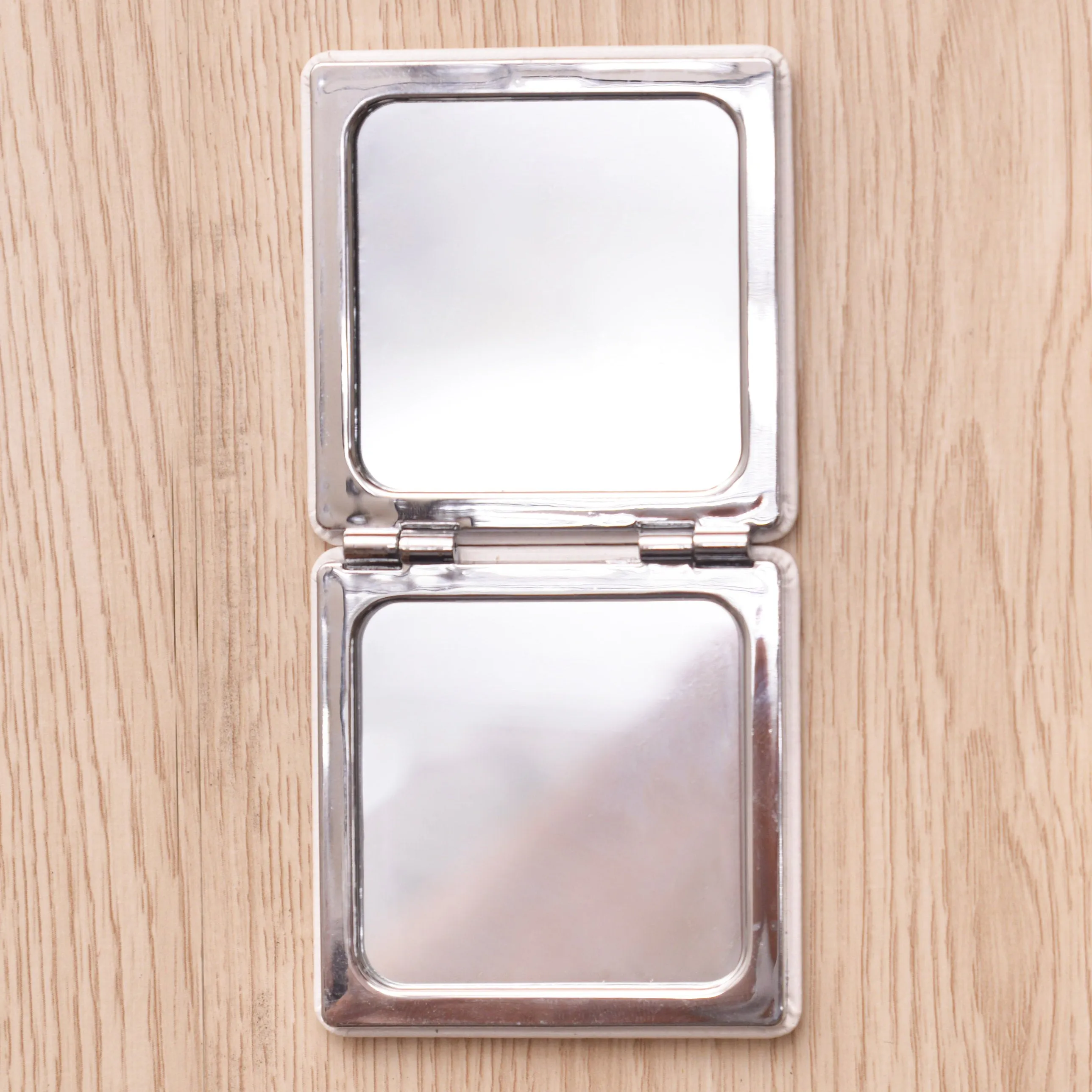 Lip Compact Mirror