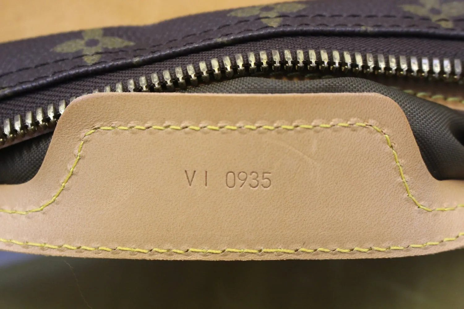 LOUIS VUITTON Monogram Canvas Evasion Brown Boston Travel Bag