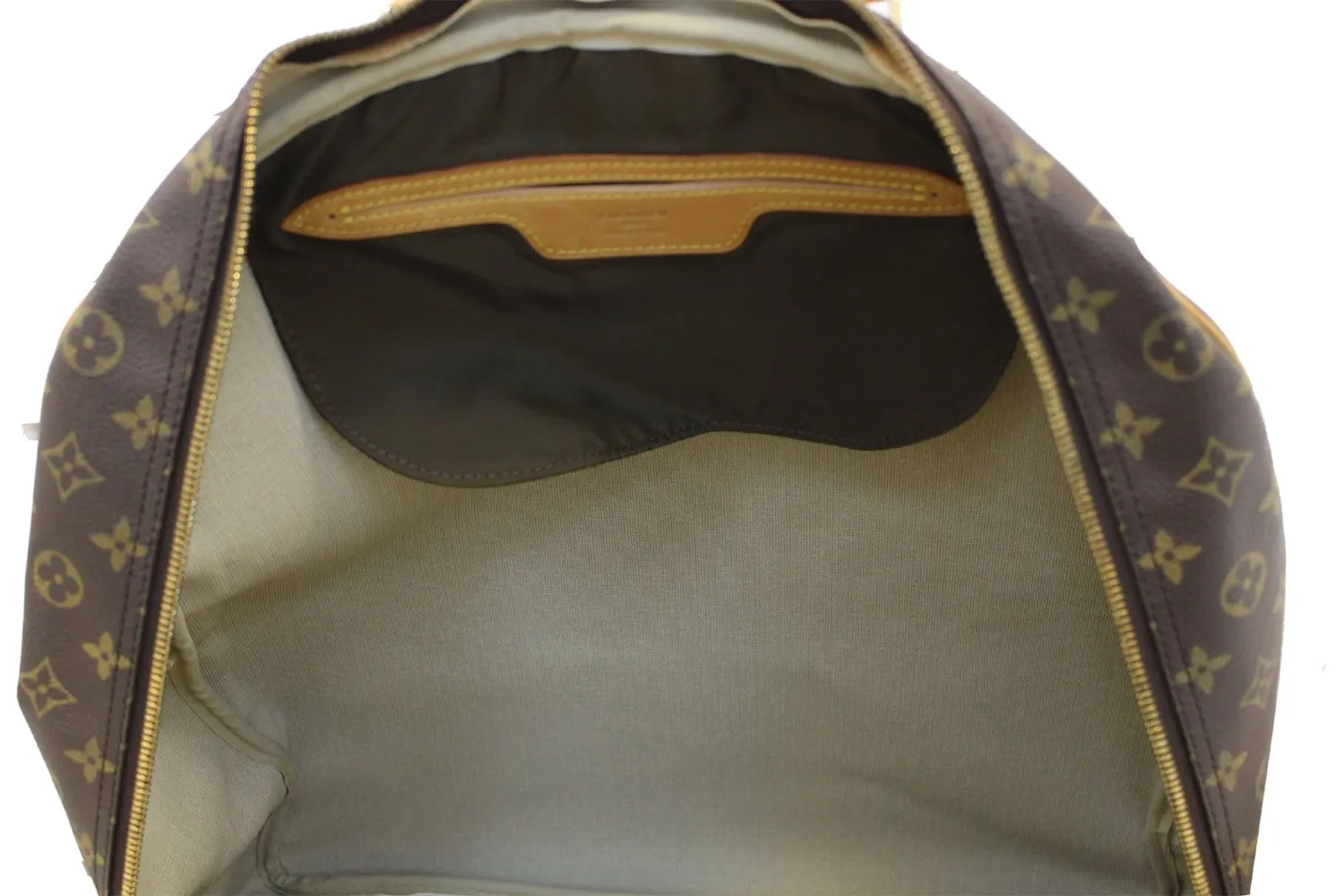 LOUIS VUITTON Monogram Canvas Evasion Brown Boston Travel Bag