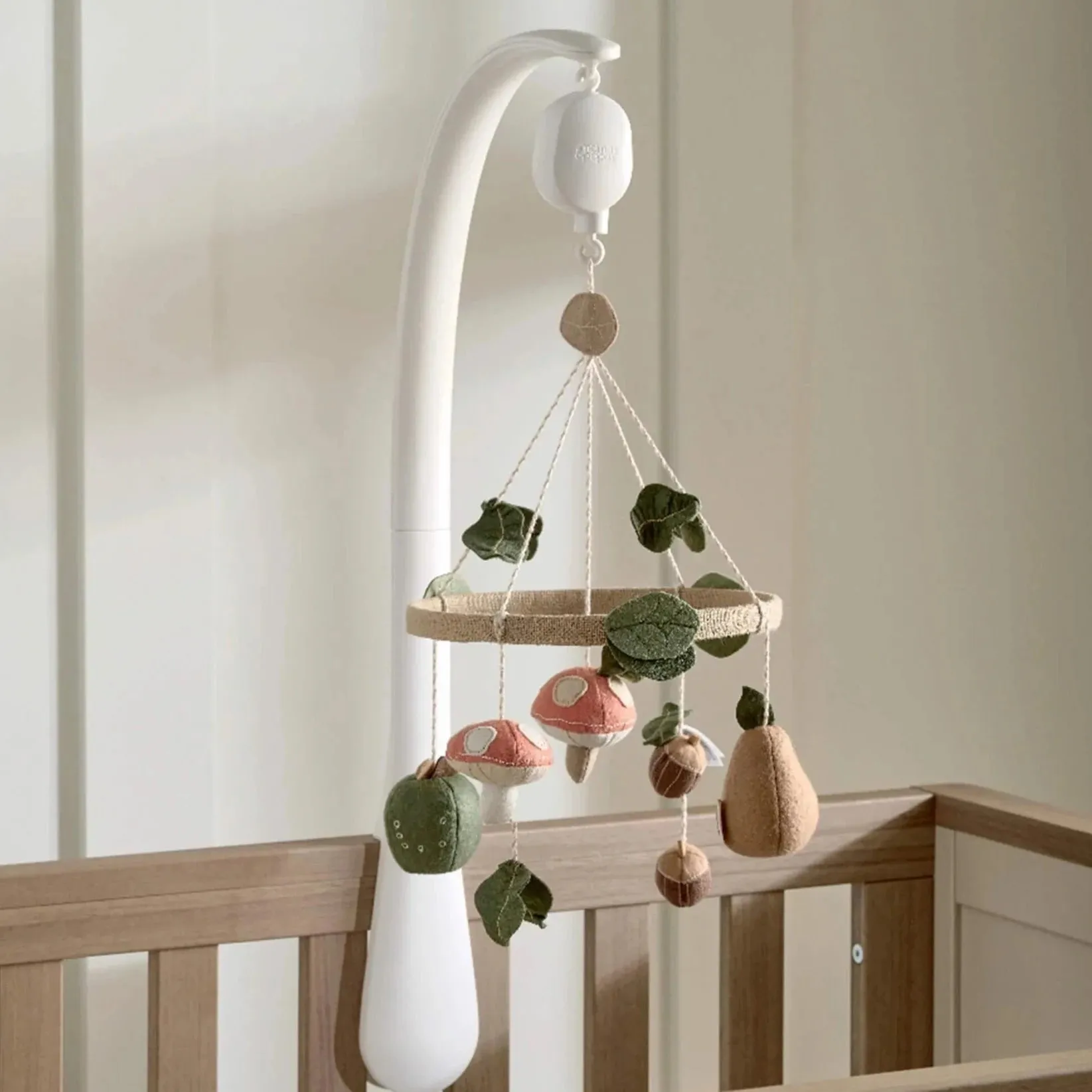 Mamas & Papas Welcome to the World Seedling Musical Mobile