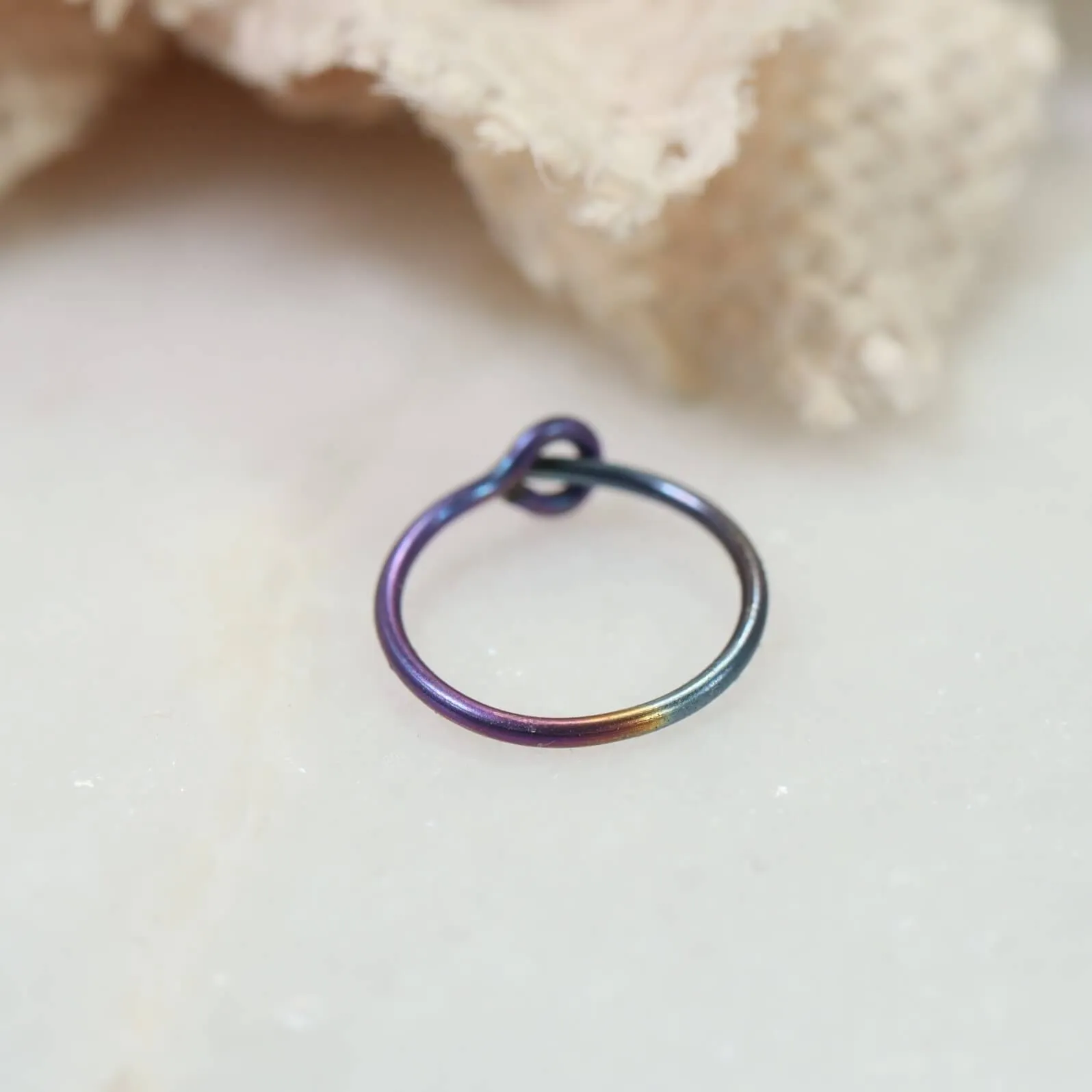 Men's Hoop Earring Plain - SINGLE Niobium Choose Your Diameter, Gauge