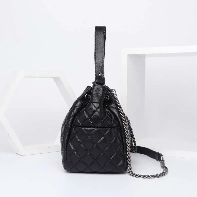 Metal chain Drawstring woman bucket bag real leather women handbags casual