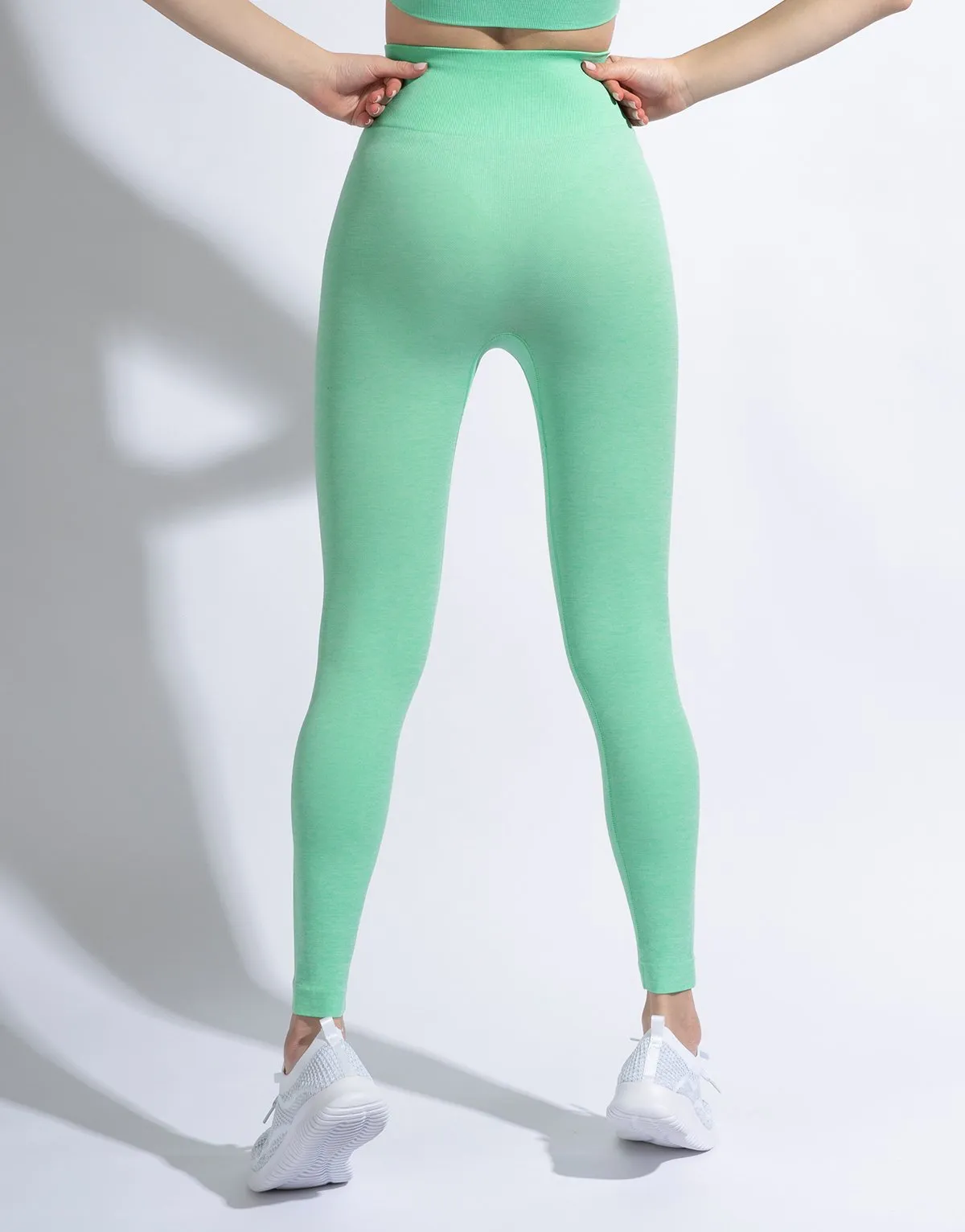 MINT SPRING SEAMLESS