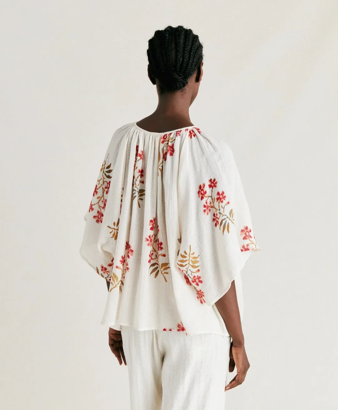 Momoni - Tarida Gauze Blouse - Cream & Dark Cherry