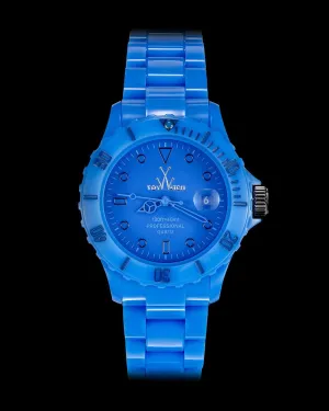 MONOCHROME LIGHT BLUE