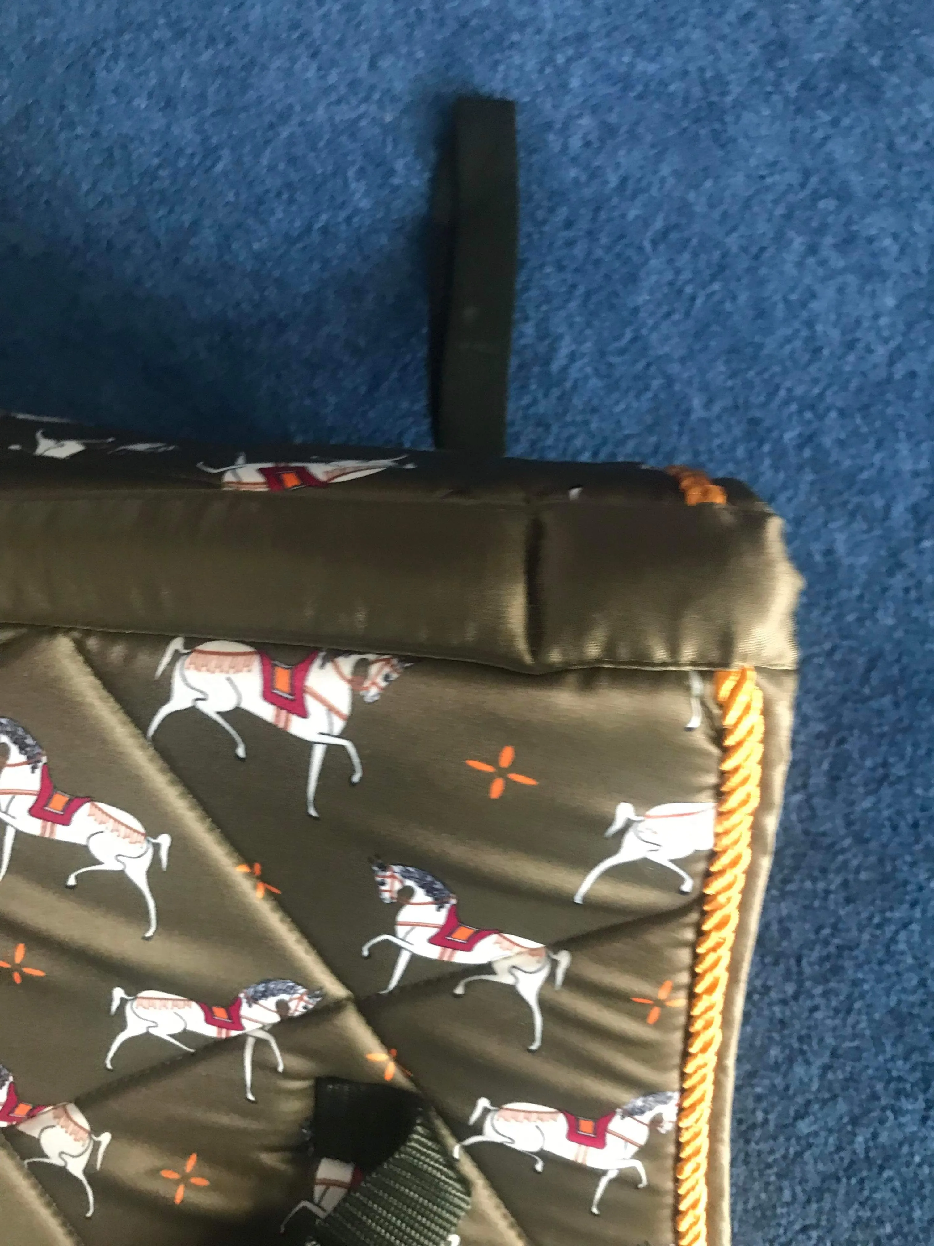 New hkm olive green satin look saddle pad FREE POSTAGE🟢