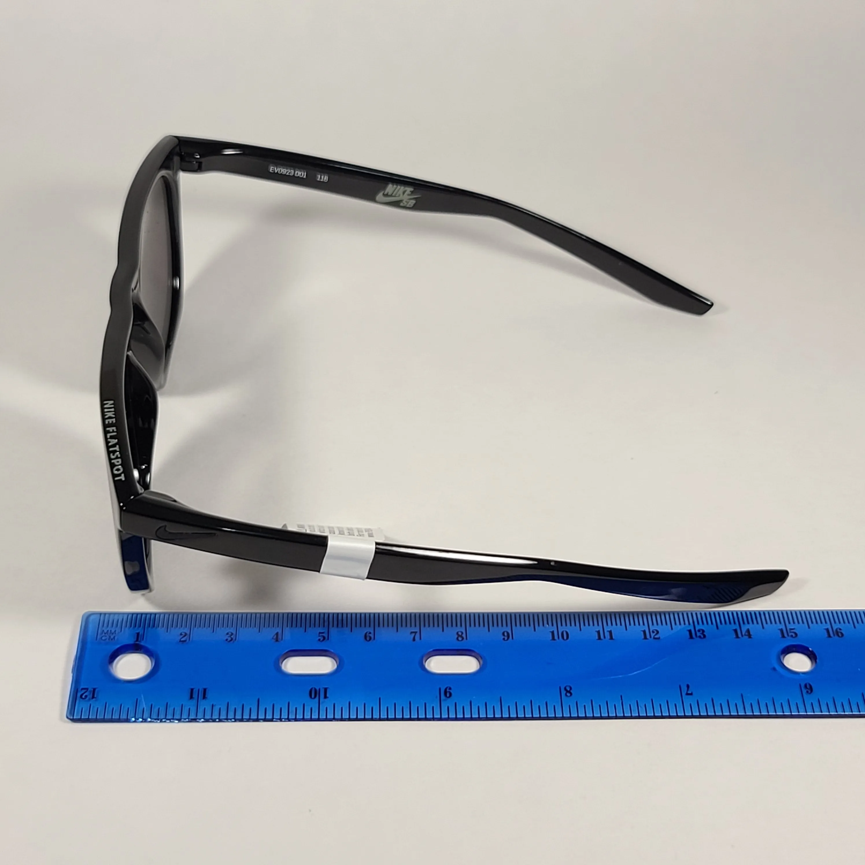 Nike Flatspot Round Sunglasses EV0923 001 Shiny Black Flat Top Frame Gray Lens