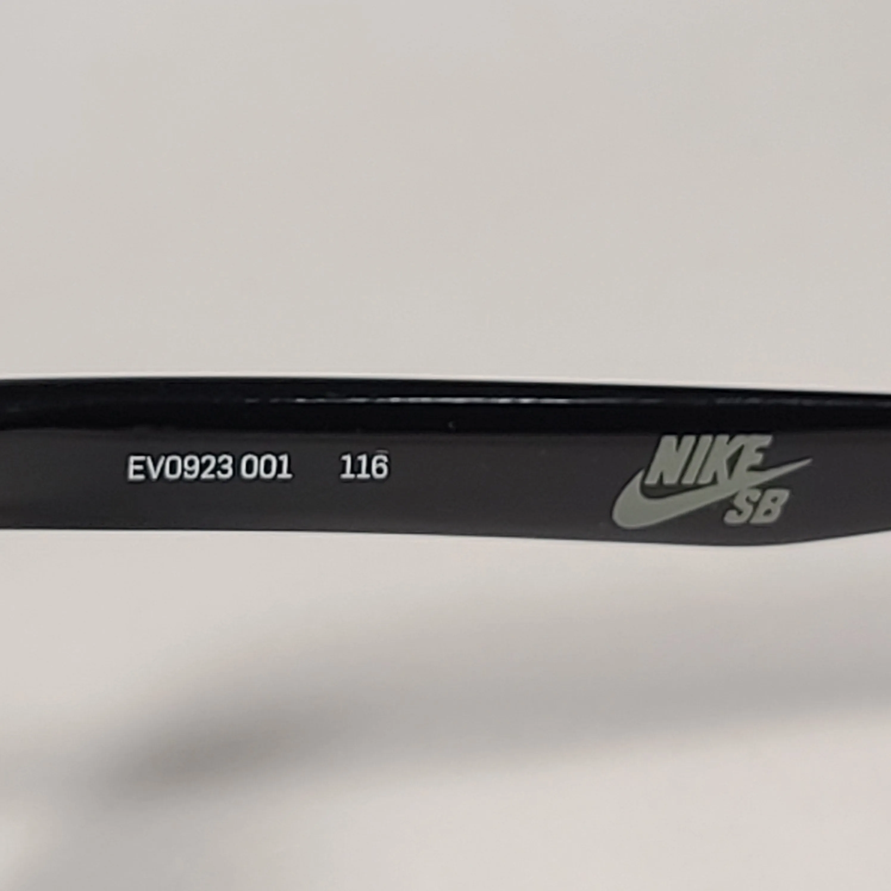 Nike Flatspot Round Sunglasses EV0923 001 Shiny Black Flat Top Frame Gray Lens