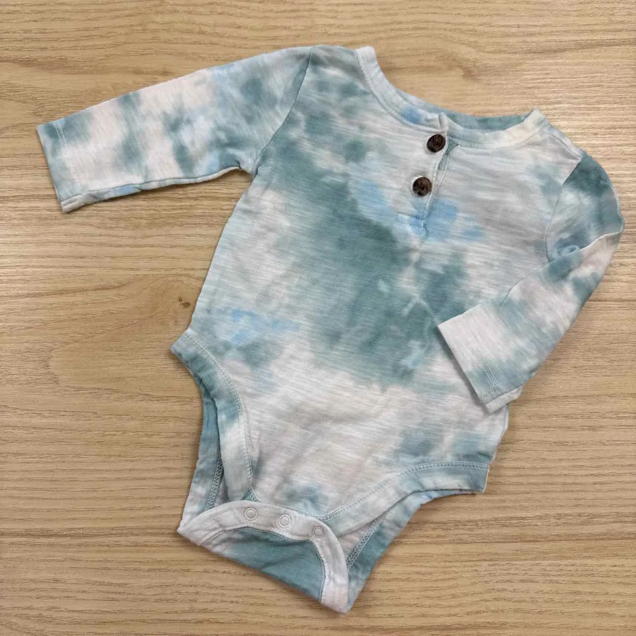 Old Navy ONESIE basic