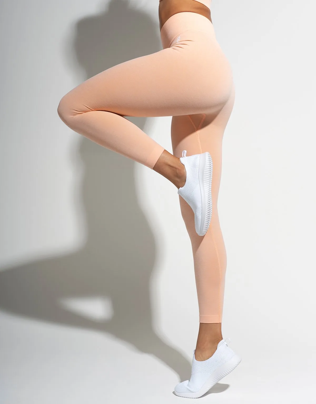 PEACH SPRING SEAMLESS