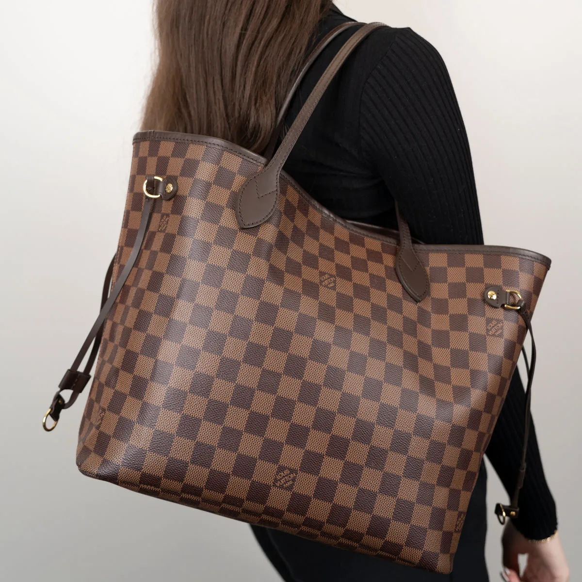 Pre-Owned Louis Vuitton Damier Ebene Neverfull MM