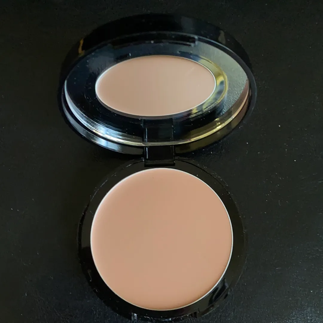 Radiance Priming Balm with Mirrored Compact