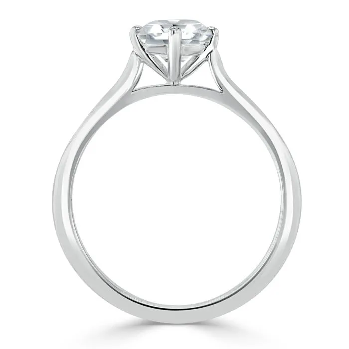 Round Cut Moissanite Engagement Ring, Classic Style