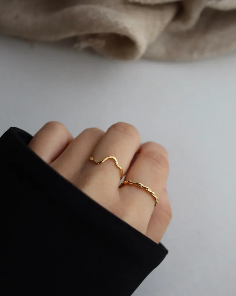 shiny twist ring