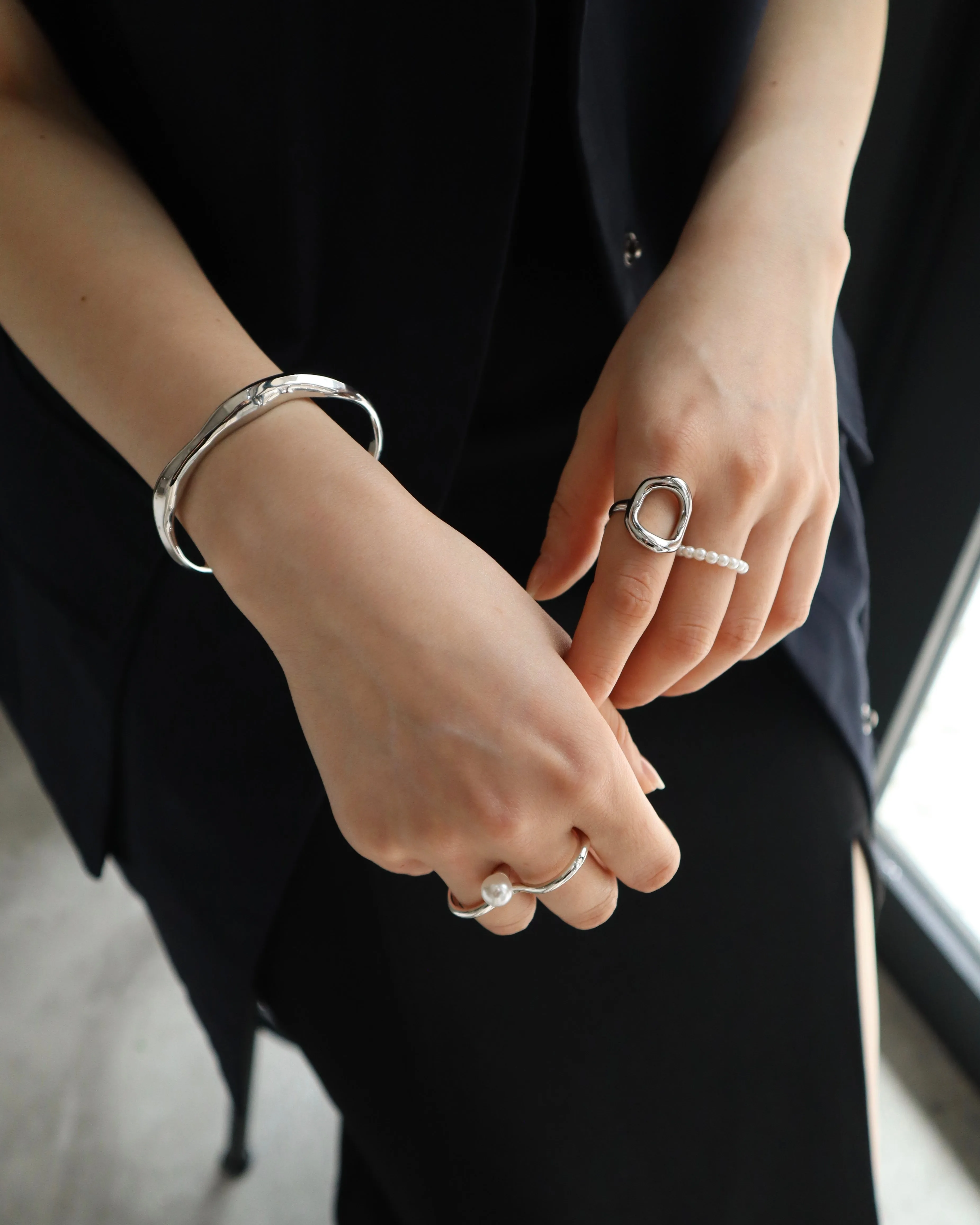 shiny wave bangle