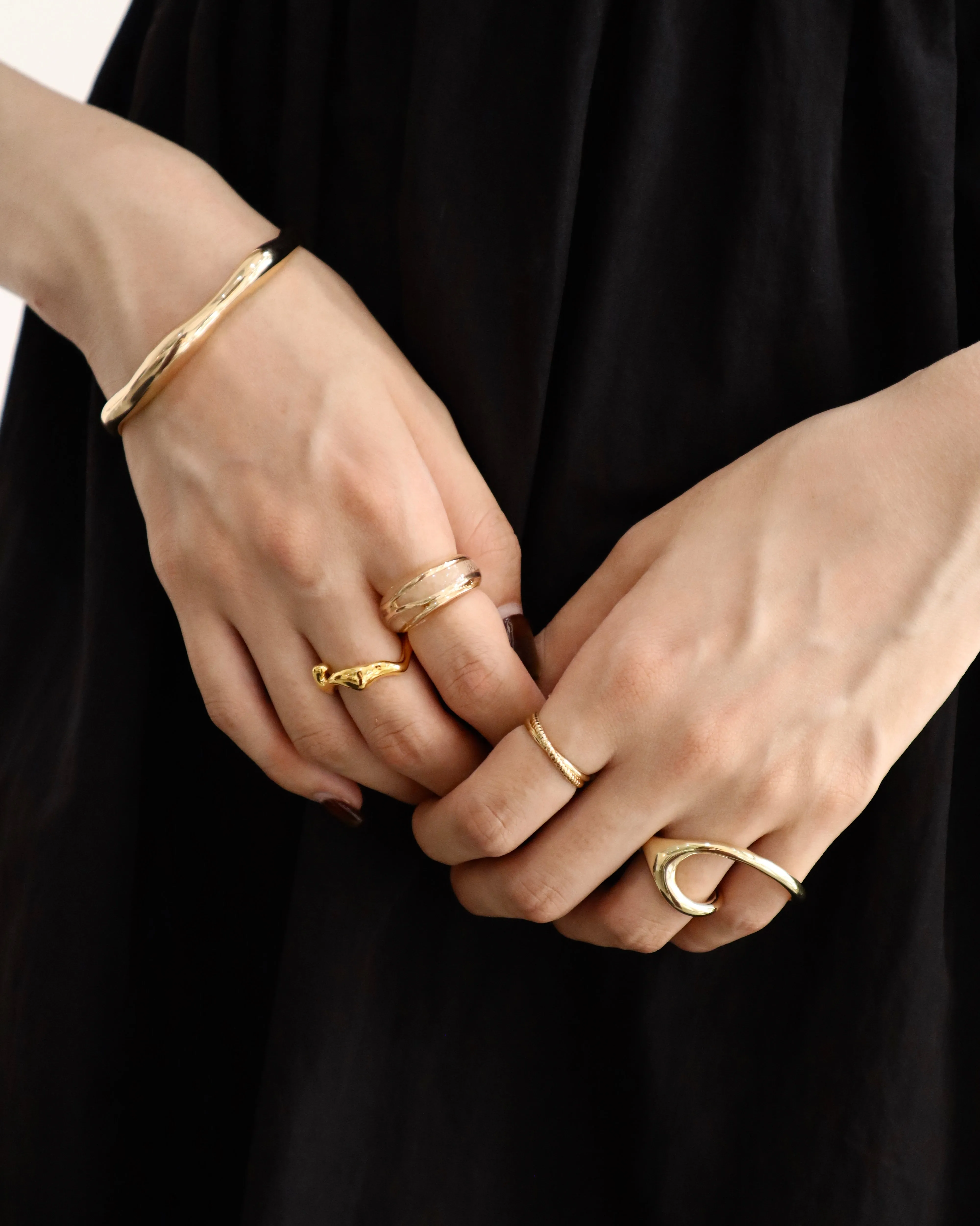 shiny wave bangle