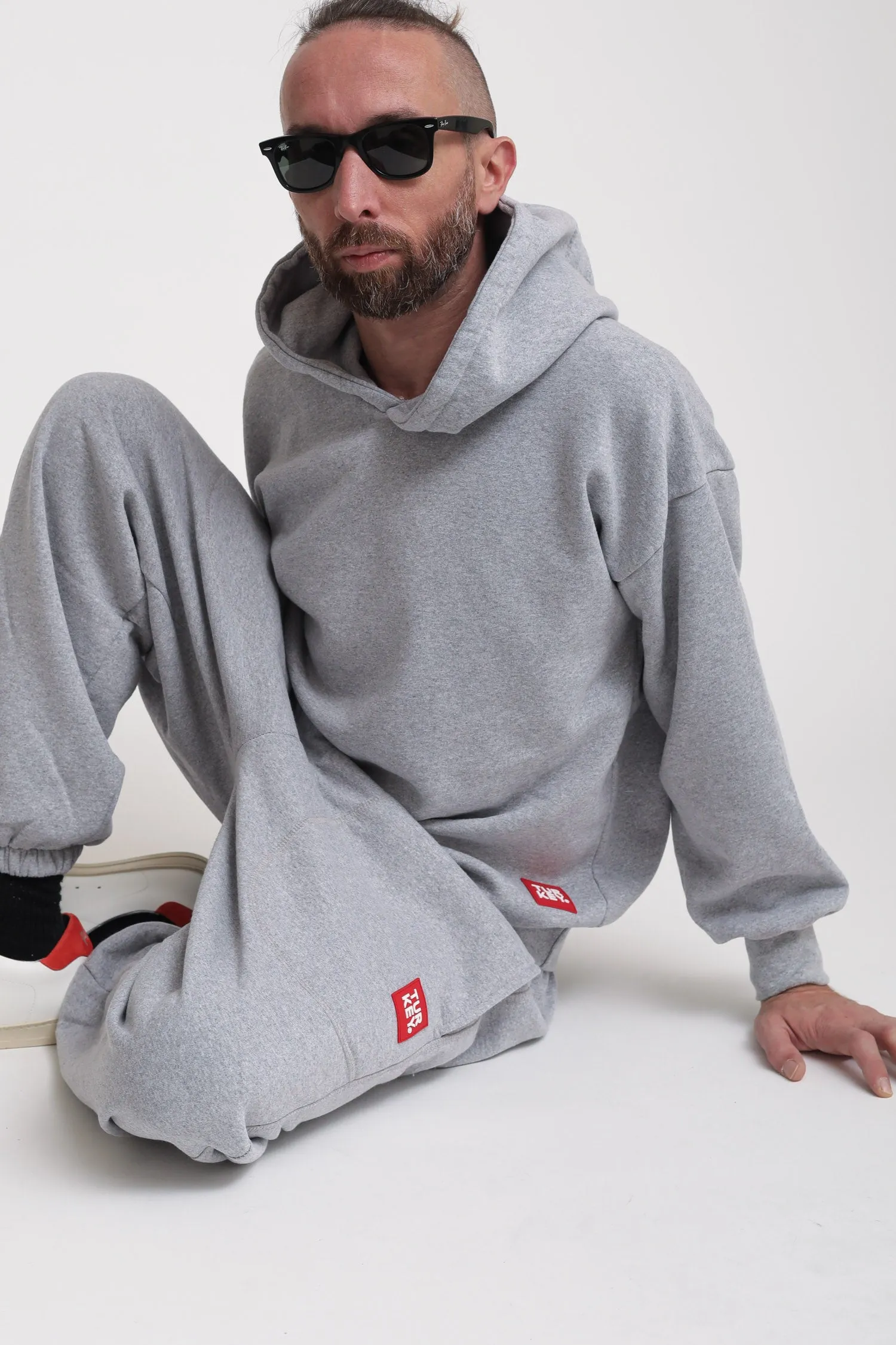 Steve Basic - Grey